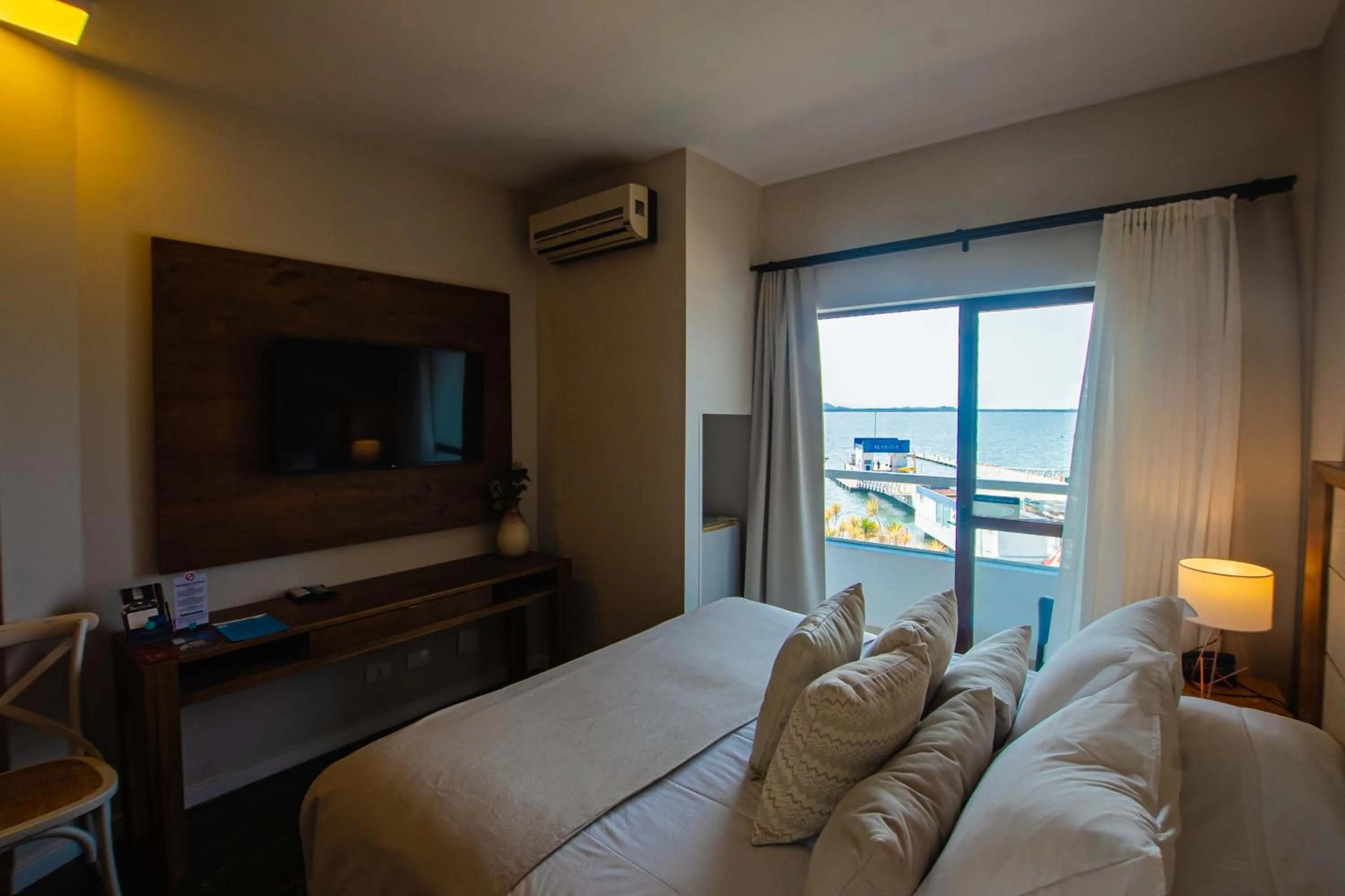 Bed in Hotel Villareal São Francisco do Sul