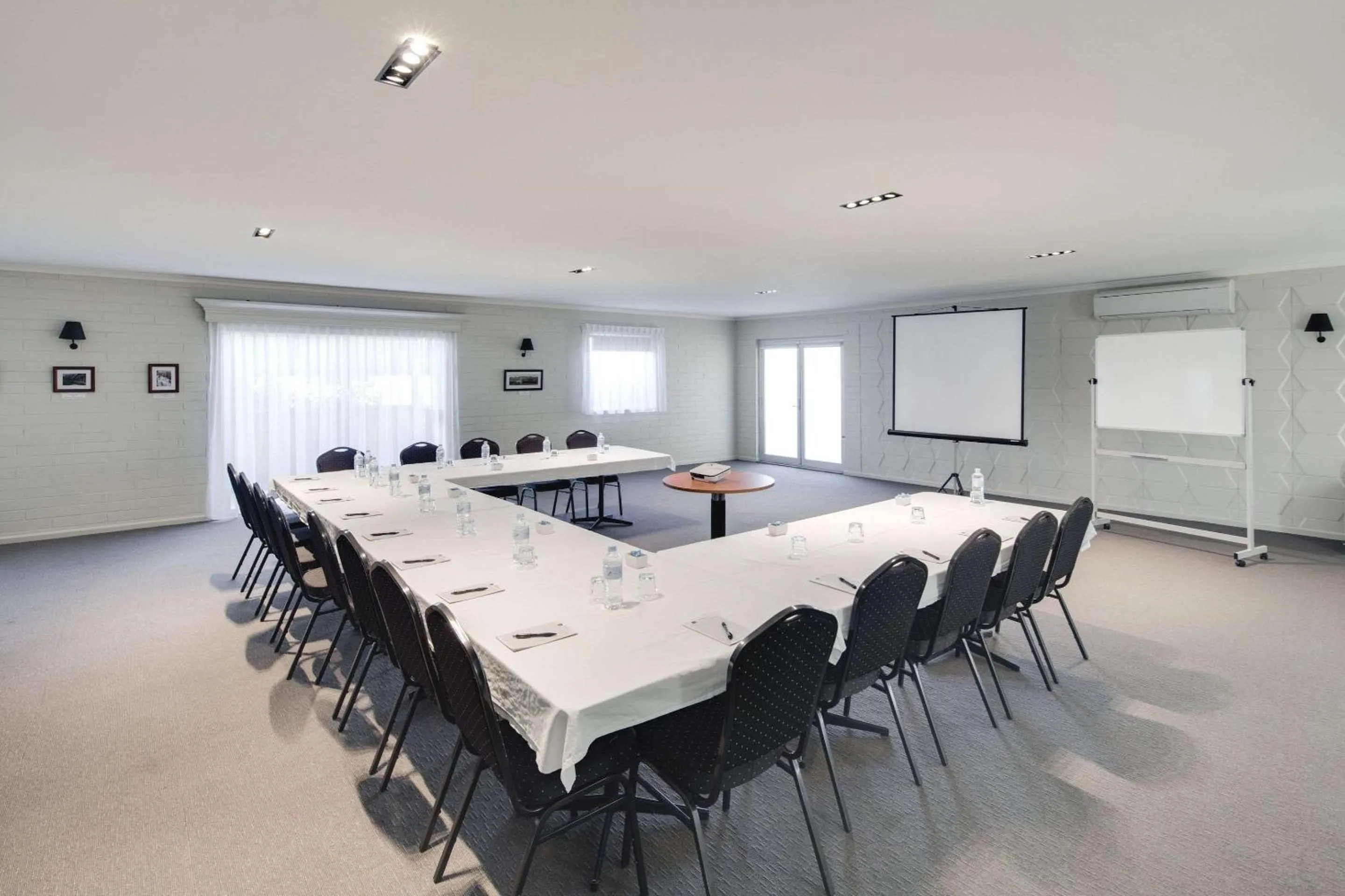 On site in Drouin Motel