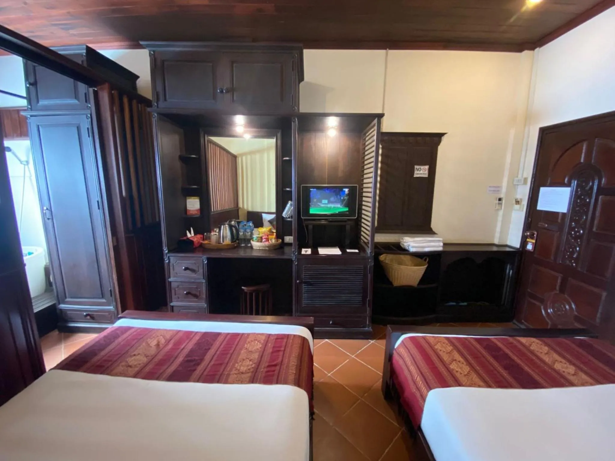 View (from property/room), Bed in Vangsavath Hotel