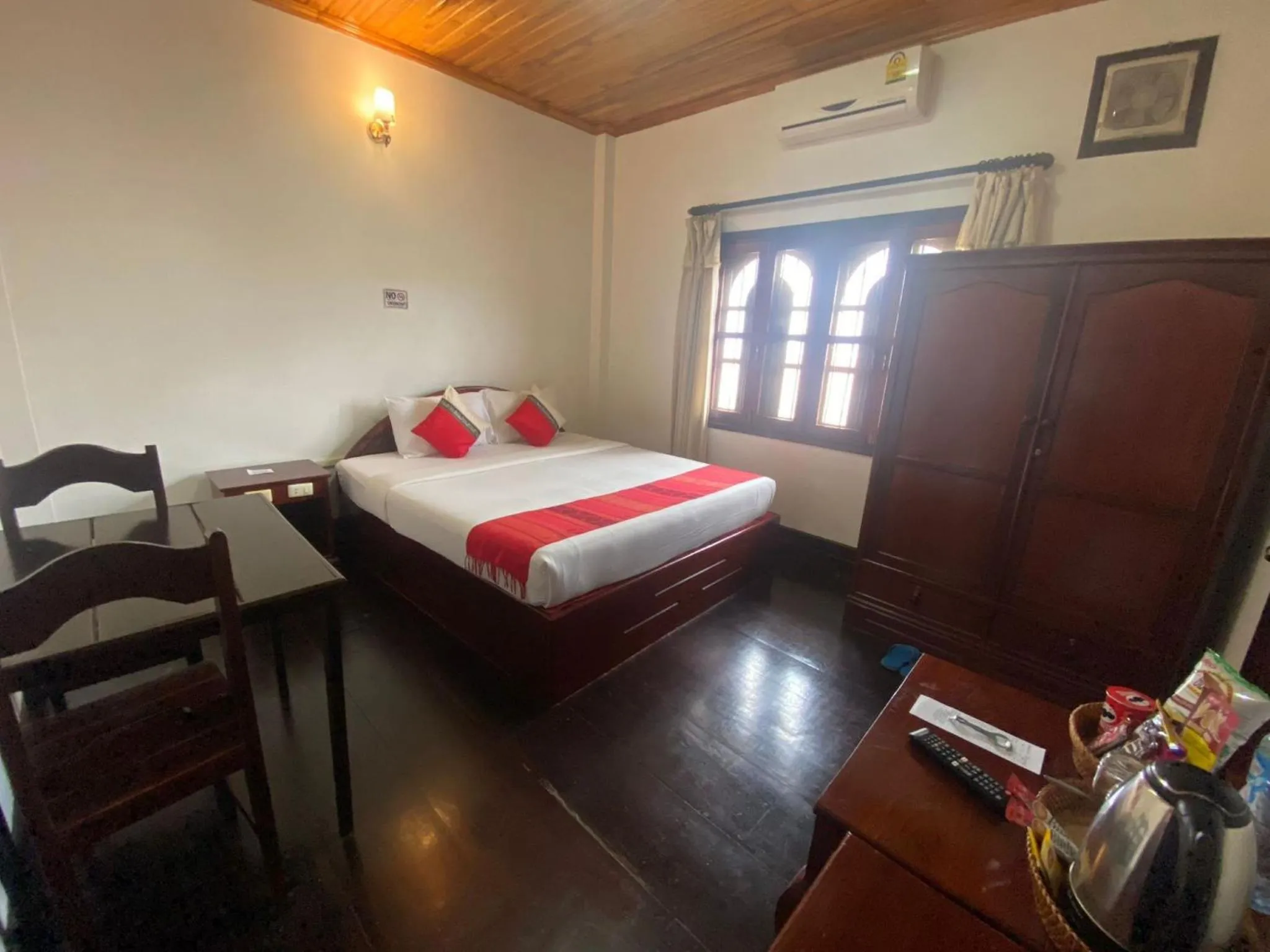 Bedroom, Bed in Vangsavath Hotel