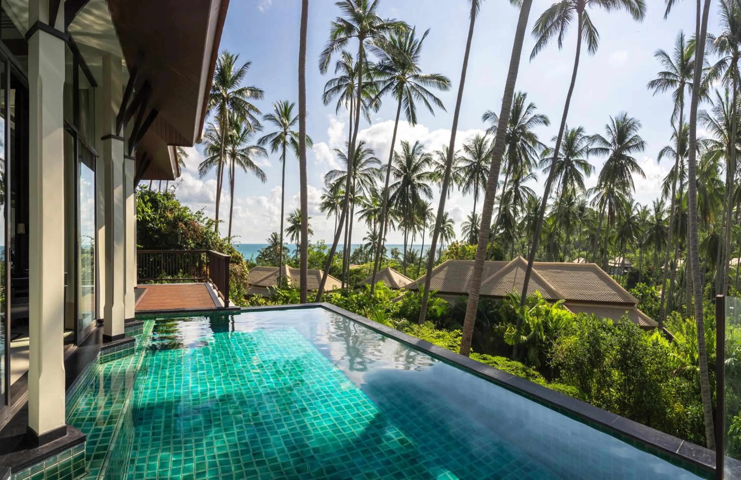 Swimming pool in Banyan Tree Samui