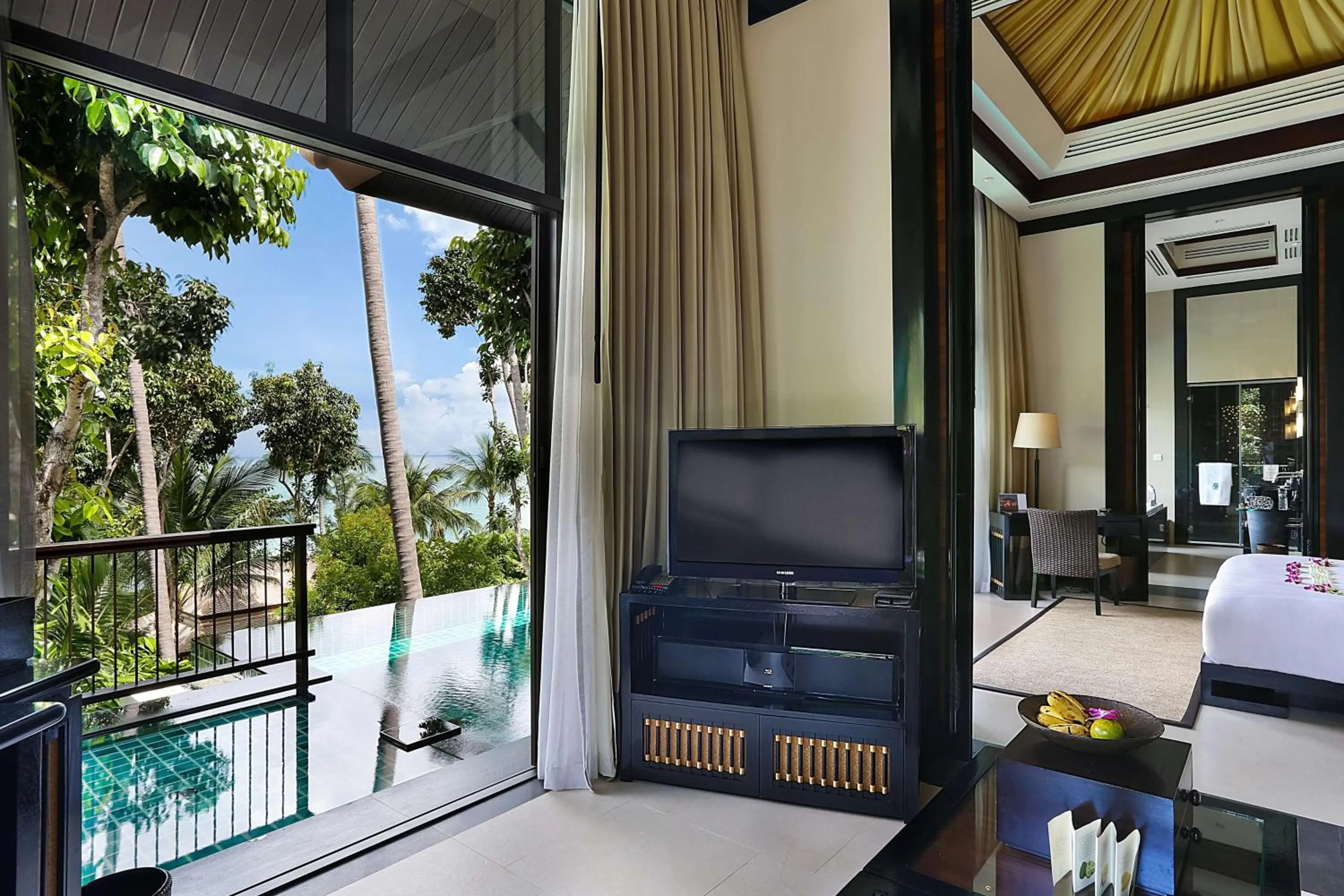 Bedroom, Bed in Banyan Tree Samui