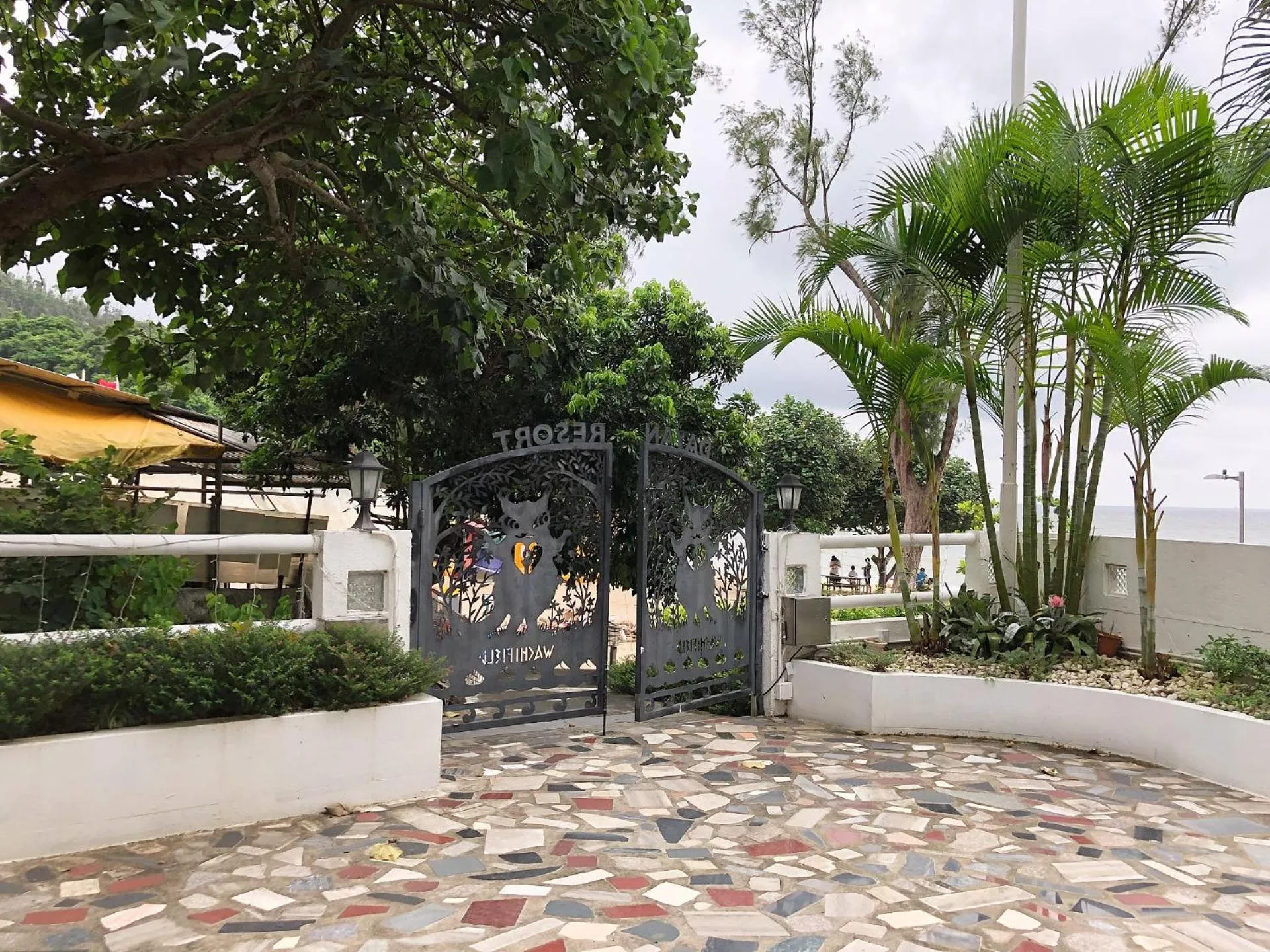 Facade/entrance in Bellagio Pets Friendly Resort