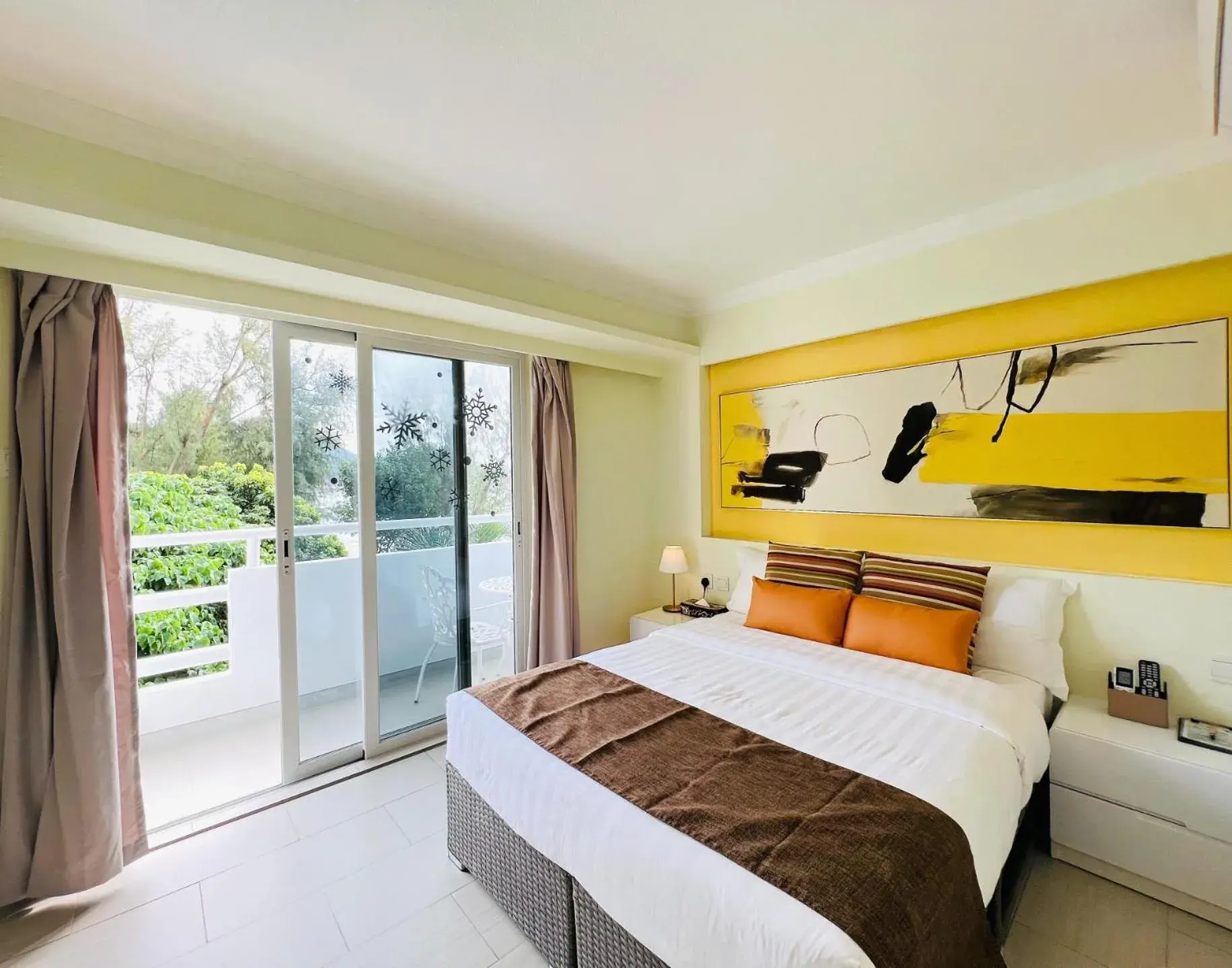 Double Room with Seaview and Balcony (No Pet Allowed) in Bellagio Pets Friendly Resort Double Room with Seaview and Balcony (No Pet Allowed) in Bellagio Pets Friendly Resort