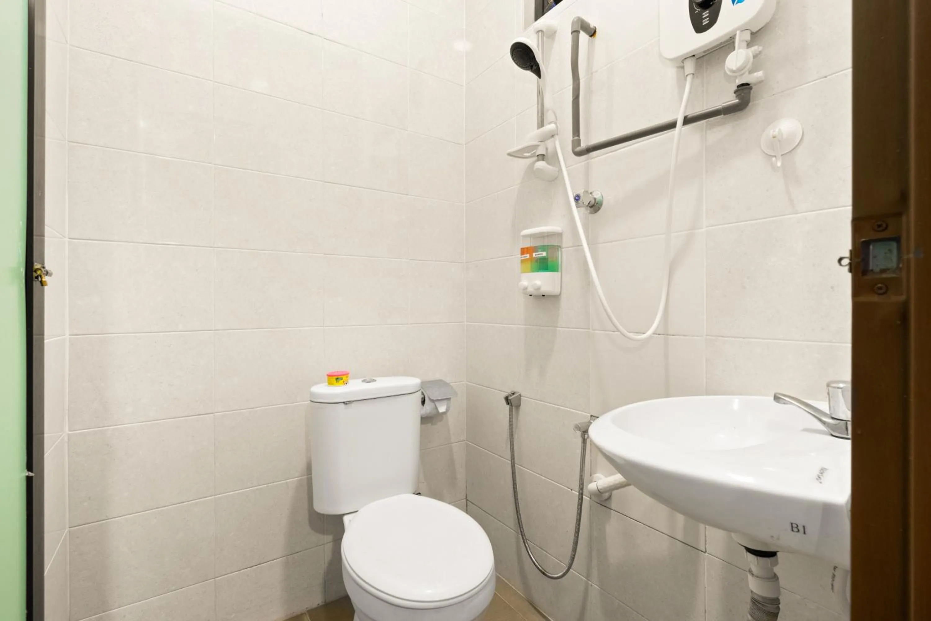 Shower in Villa Kiambang