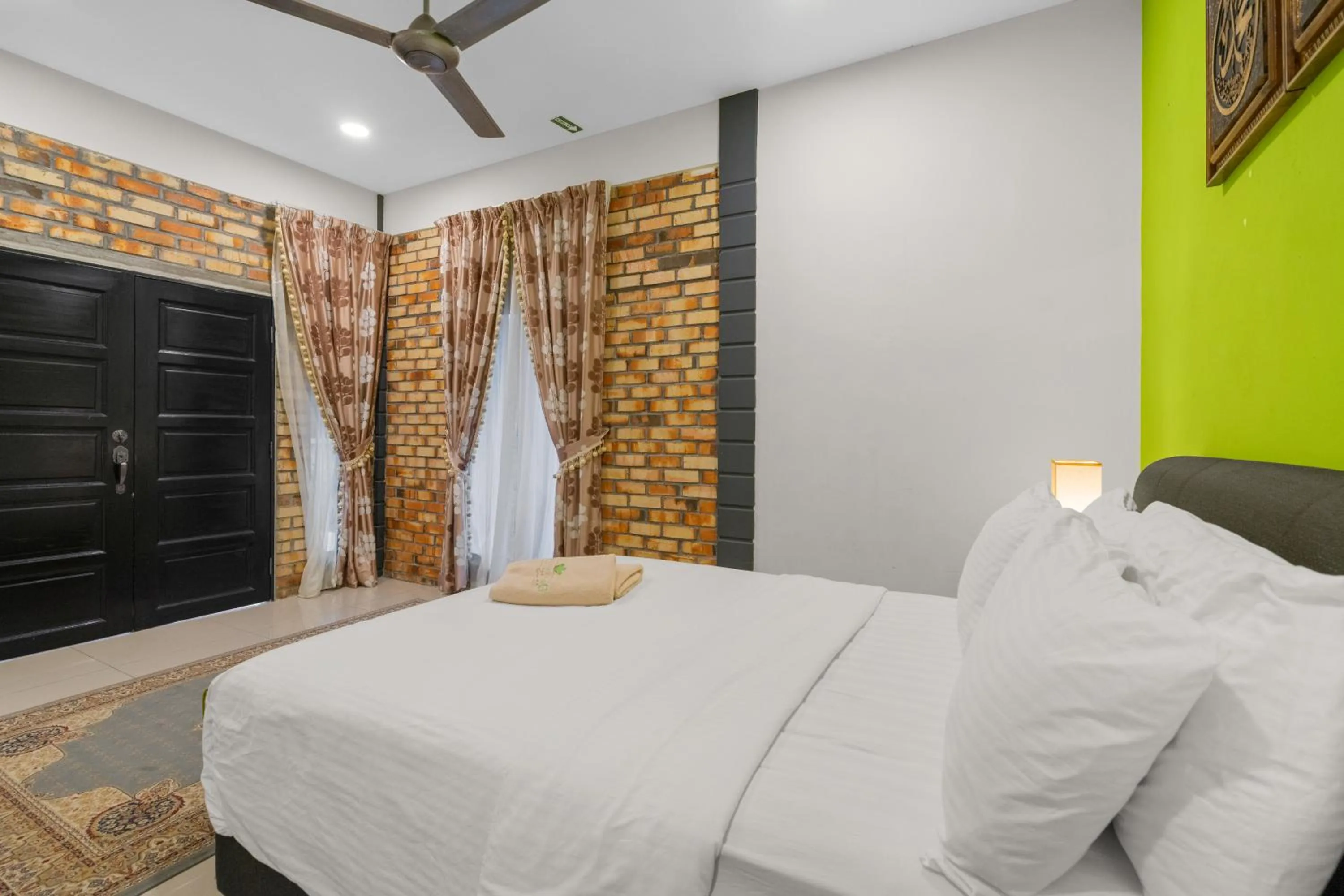 Bed in Villa Kiambang