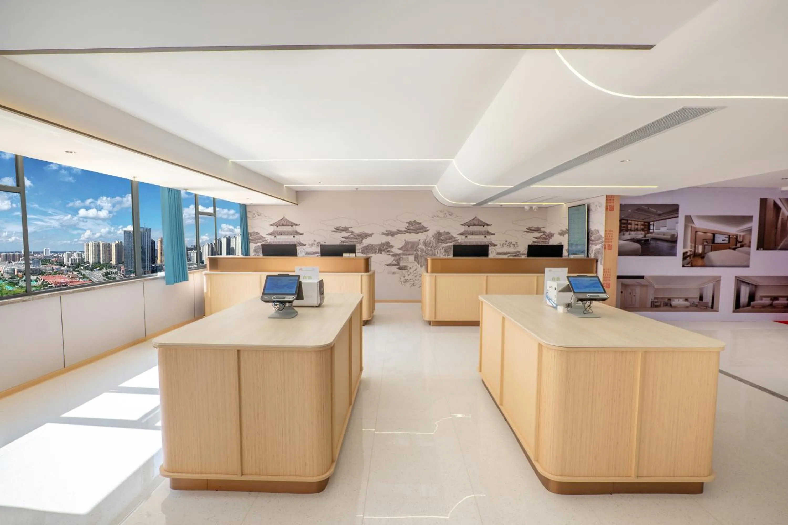 Lobby or reception in Guangzhou Junshan Hotel