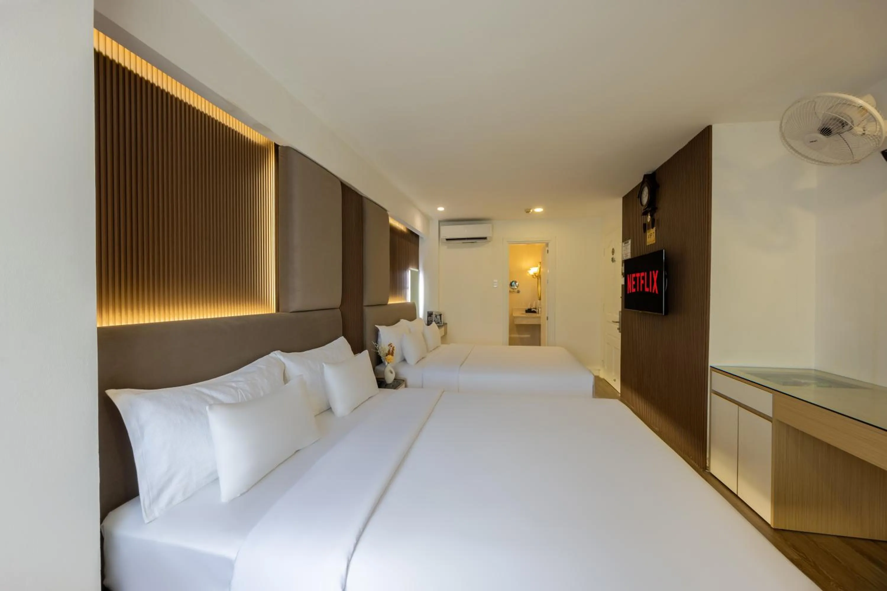 Bed in A25 Hotel - 255 Lê Thánh Tôn