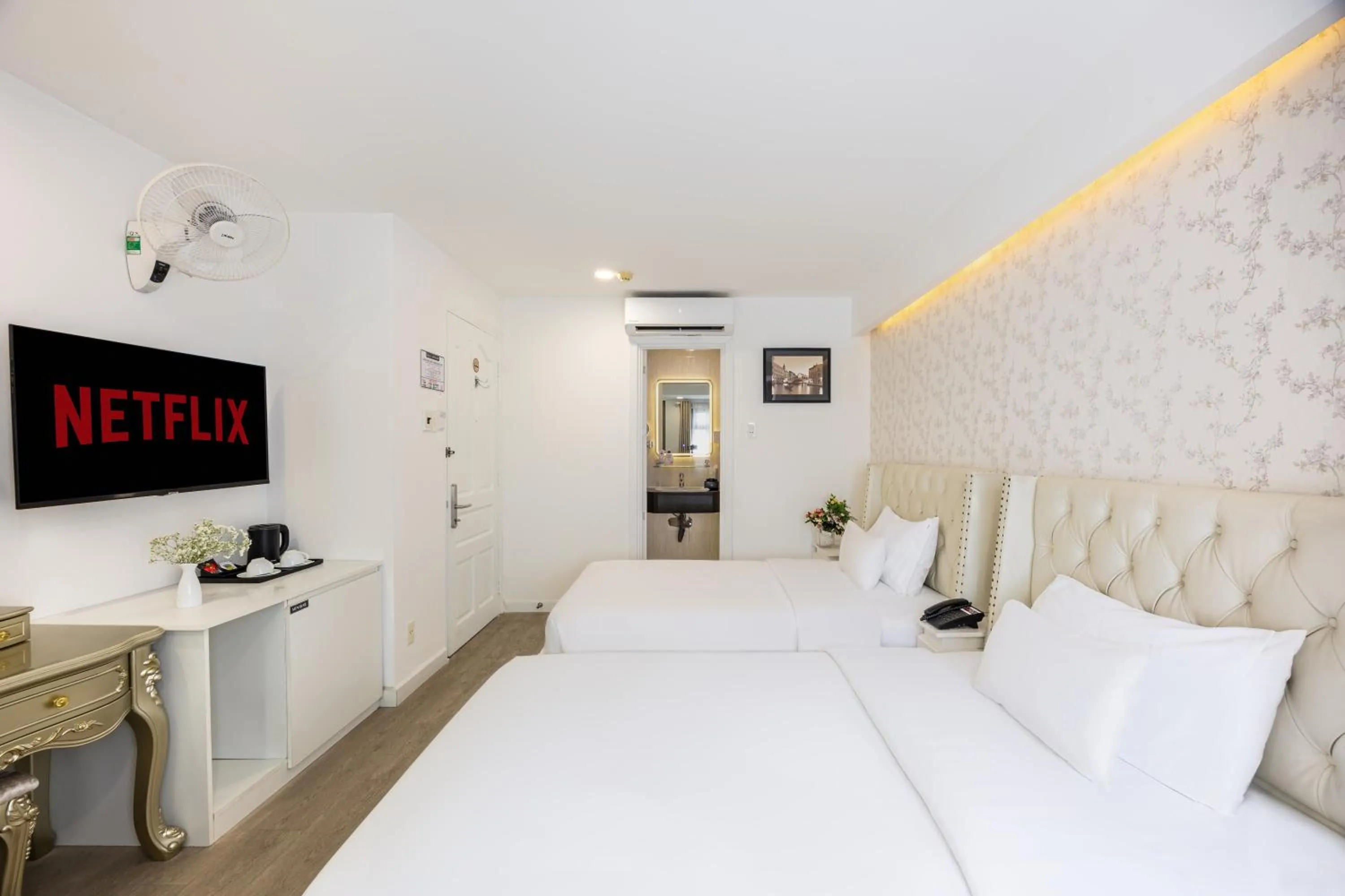 Bed in A25 Hotel - 255 Lê Thánh Tôn