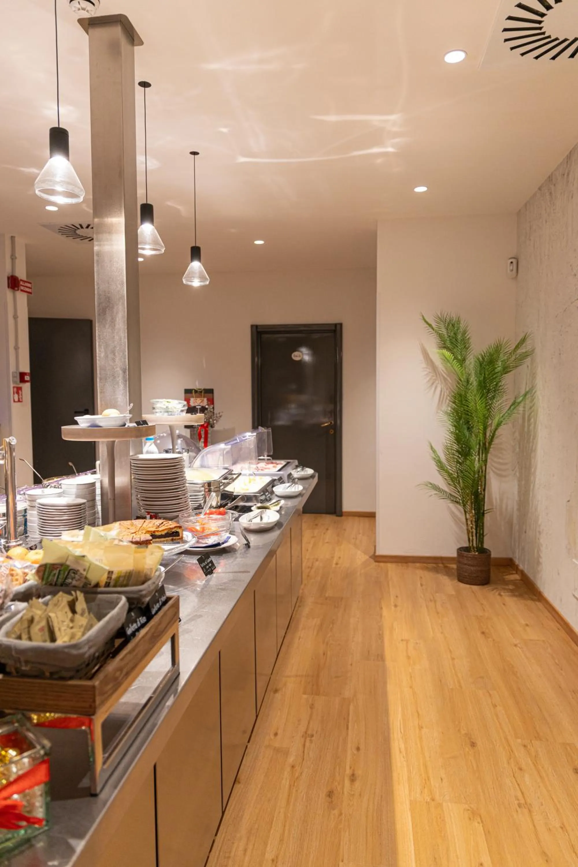 Food in LVG Hotel Collection - Gardenia