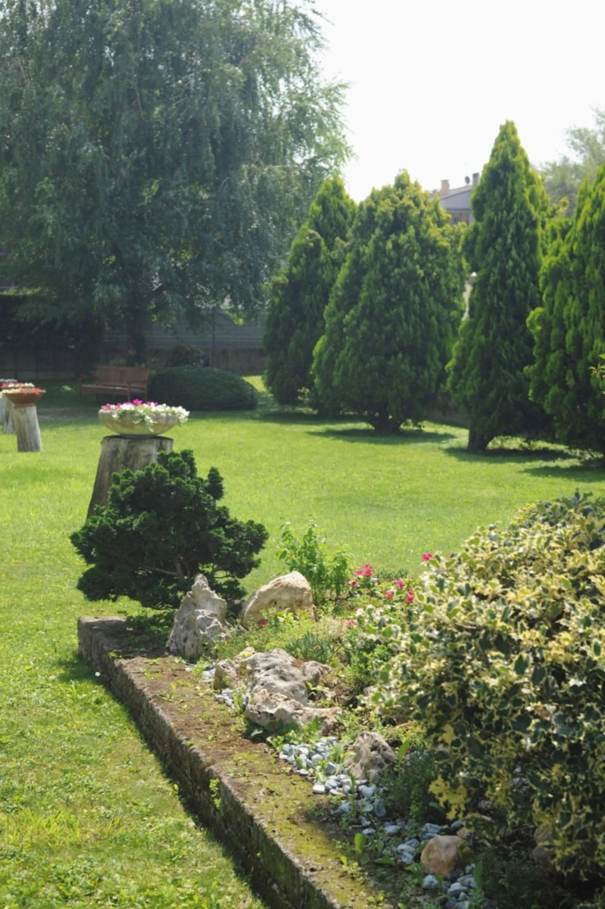 Garden in LVG Hotel Collection - Gardenia