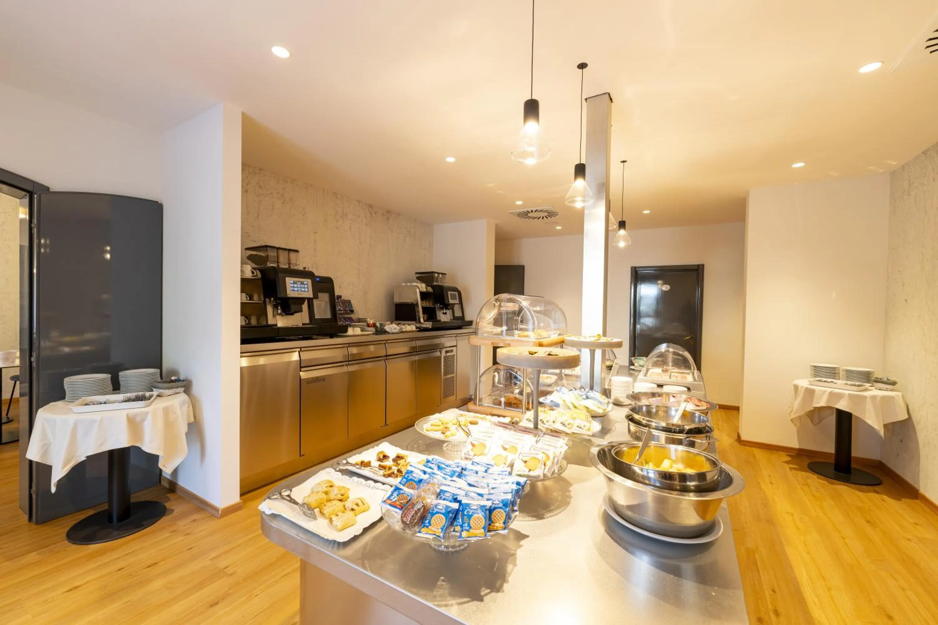 Breakfast in LVG Hotel Collection - Gardenia