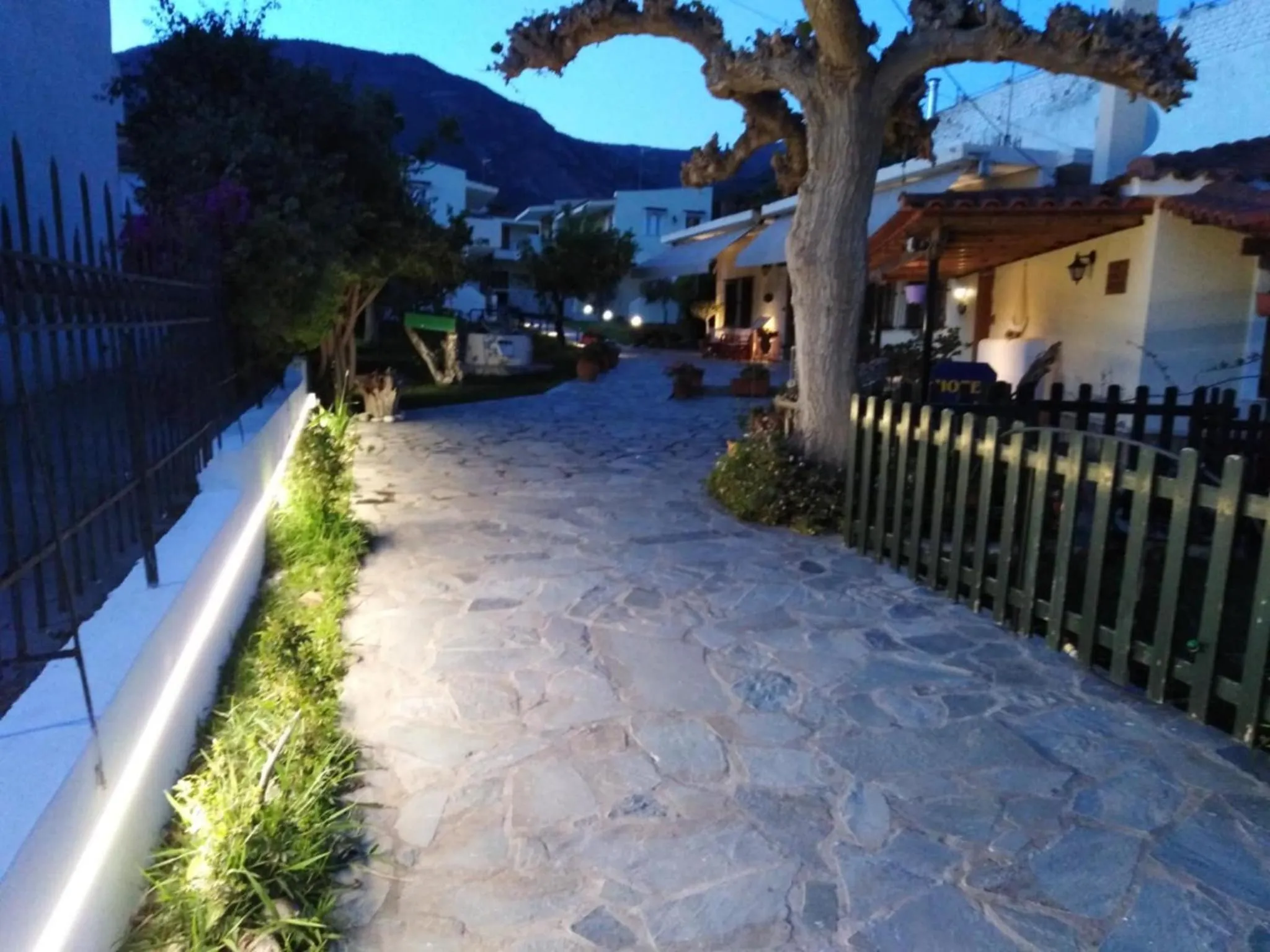 Facade/entrance in Le Due Sorelle