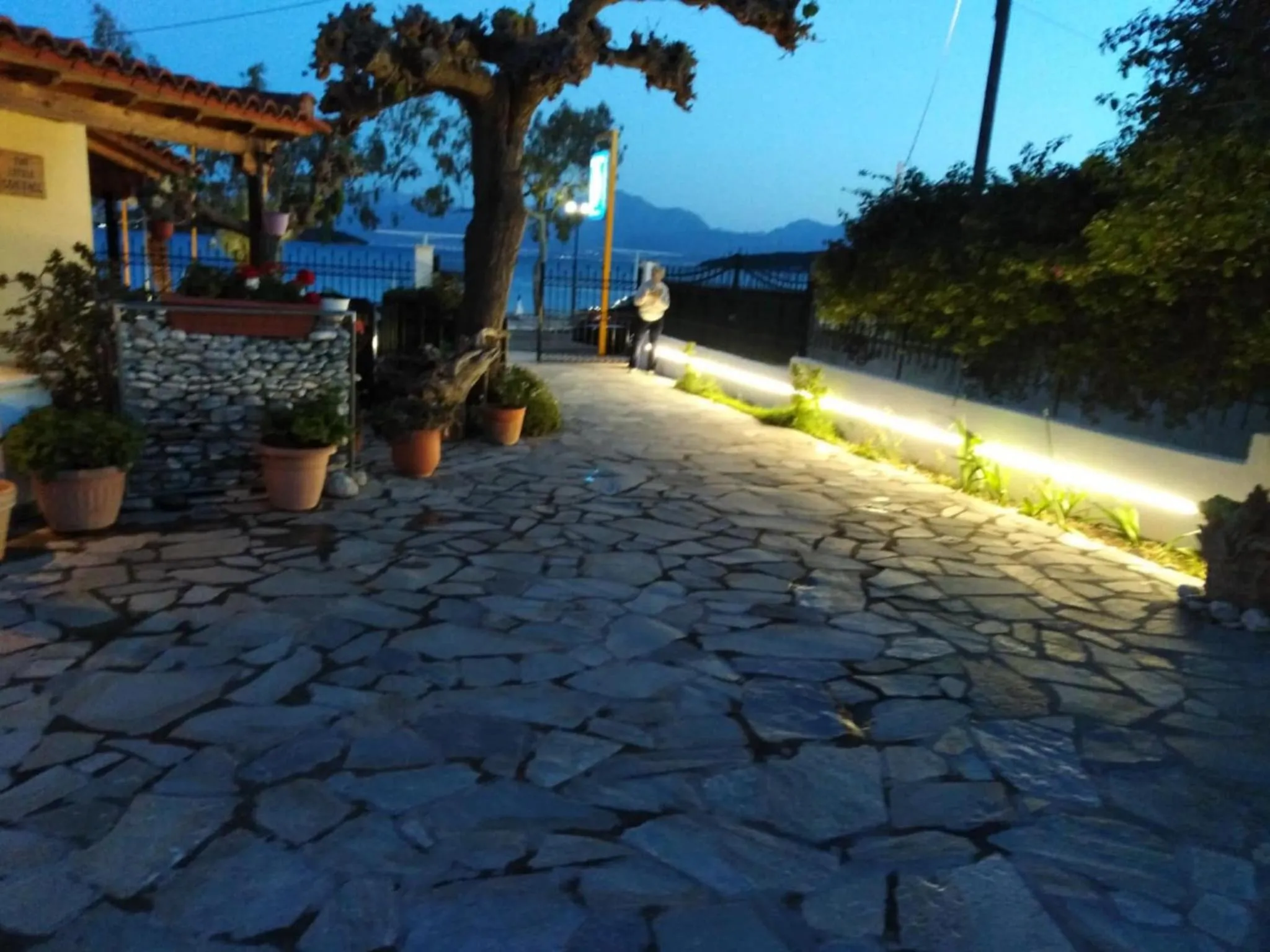 Facade/entrance in Le Due Sorelle