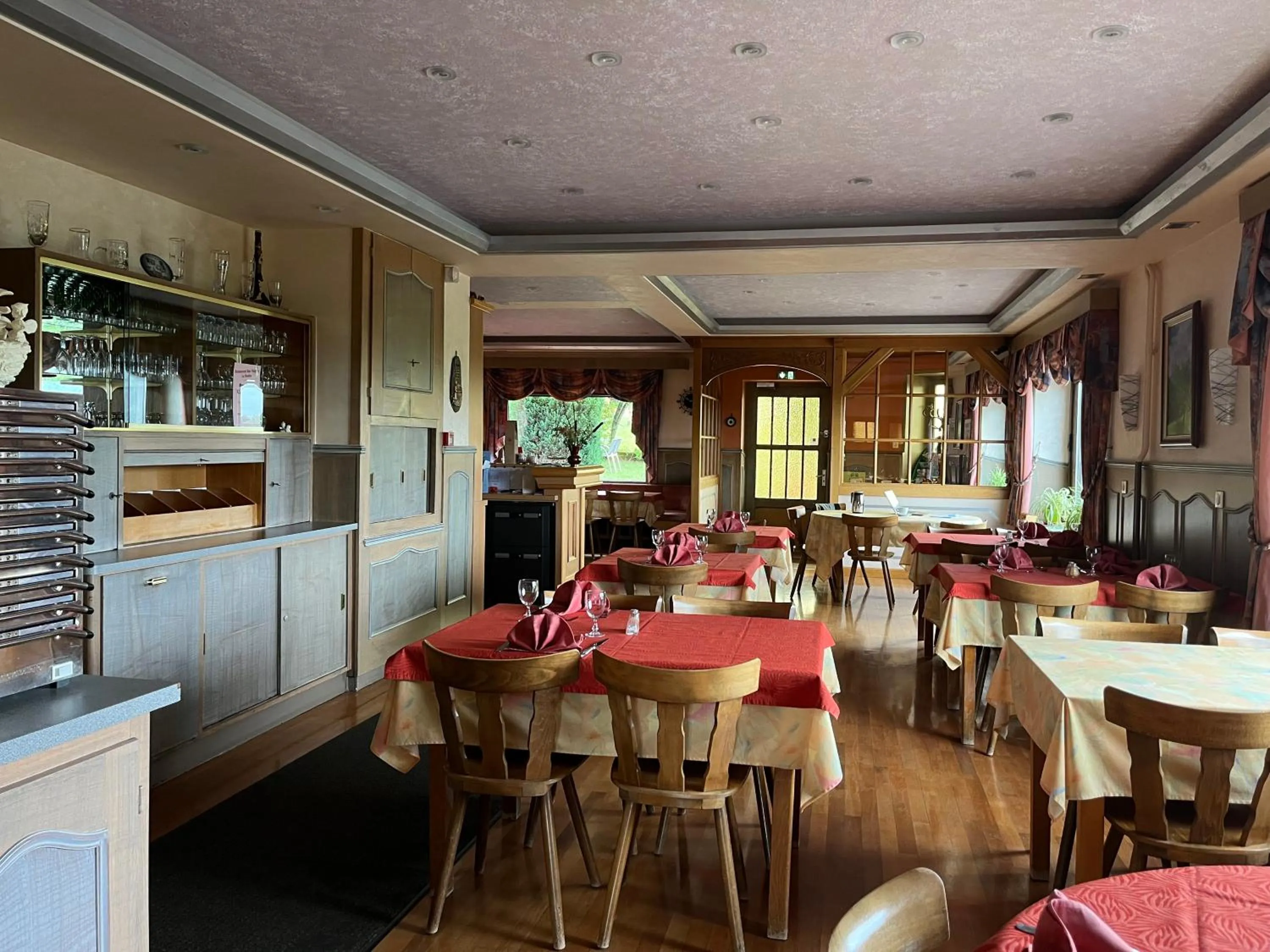 Logis Hotel & Restaurant - Les Vosges