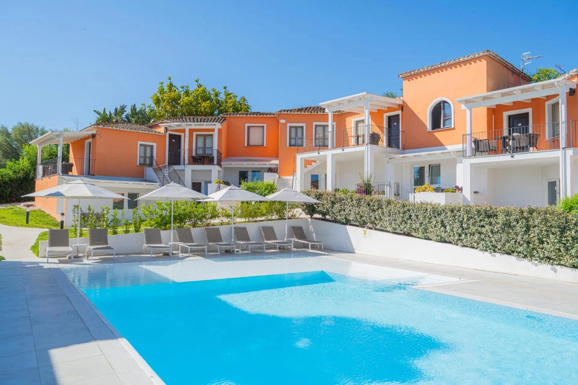 Felix Hotels - Galanias Hotel & Retreat