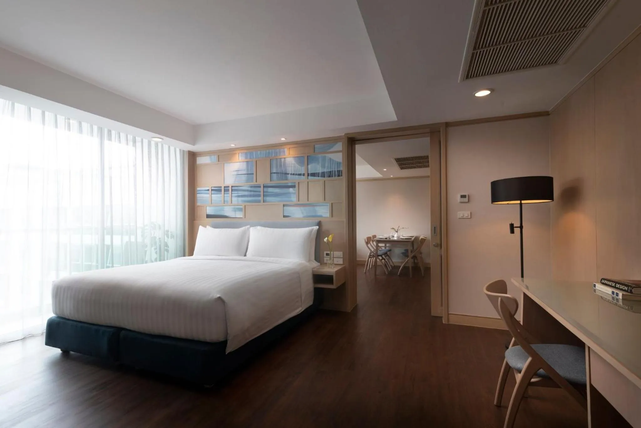 Photo of the whole room, Bed in Shama Petchburi 47 Bangkok