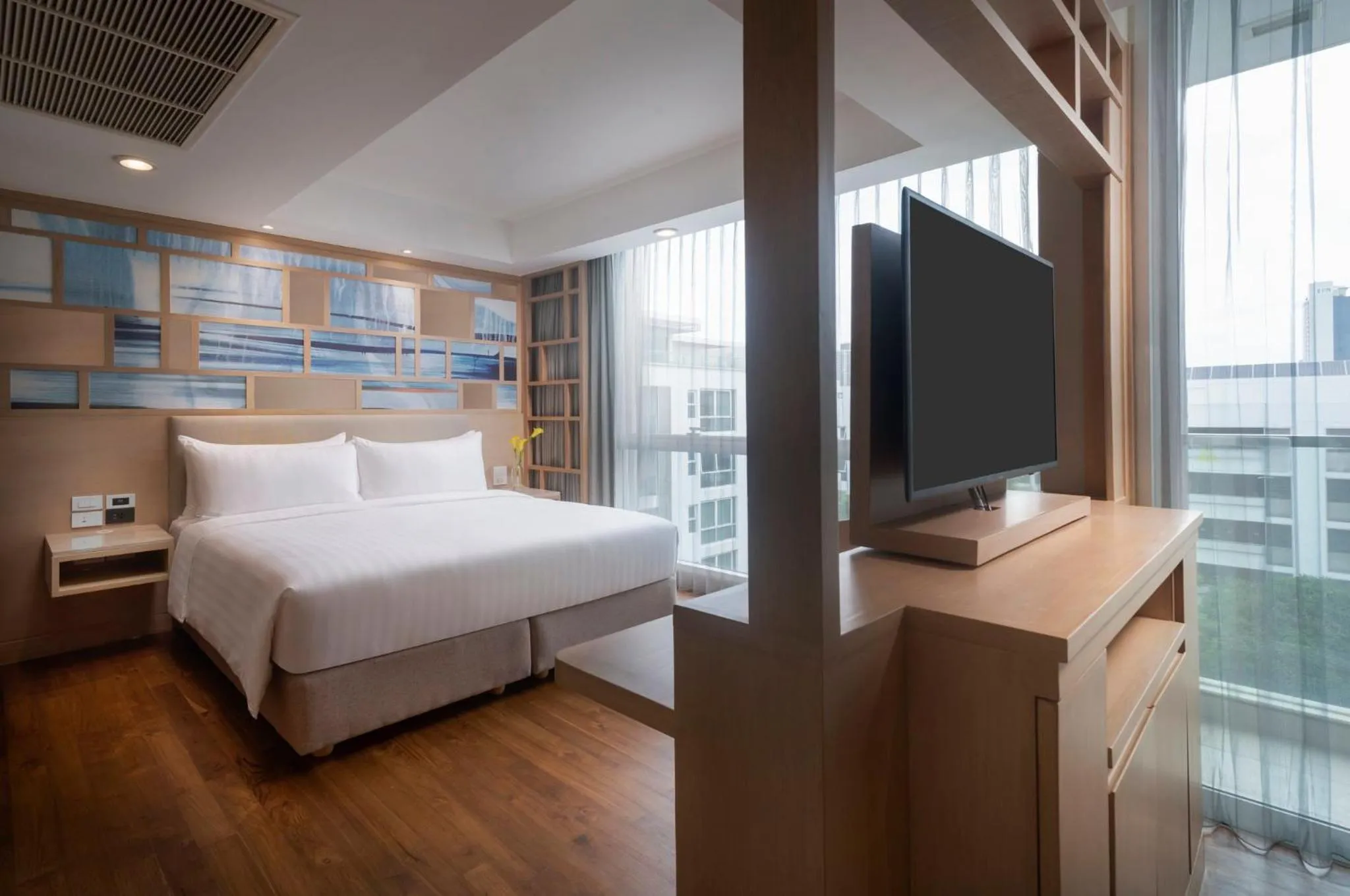 Photo of the whole room, Bed in Shama Petchburi 47 Bangkok