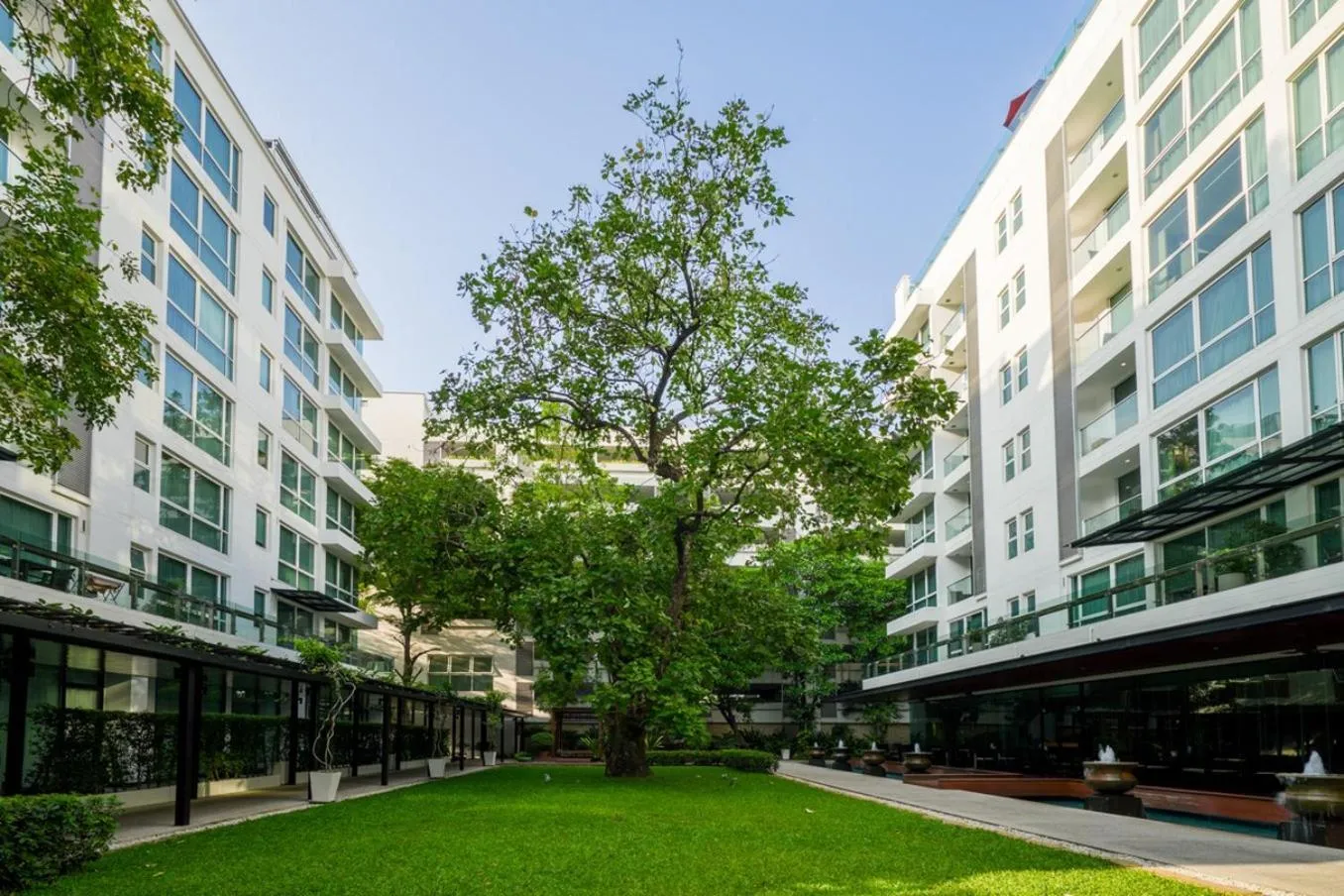 Property building in Shama Petchburi 47 Bangkok