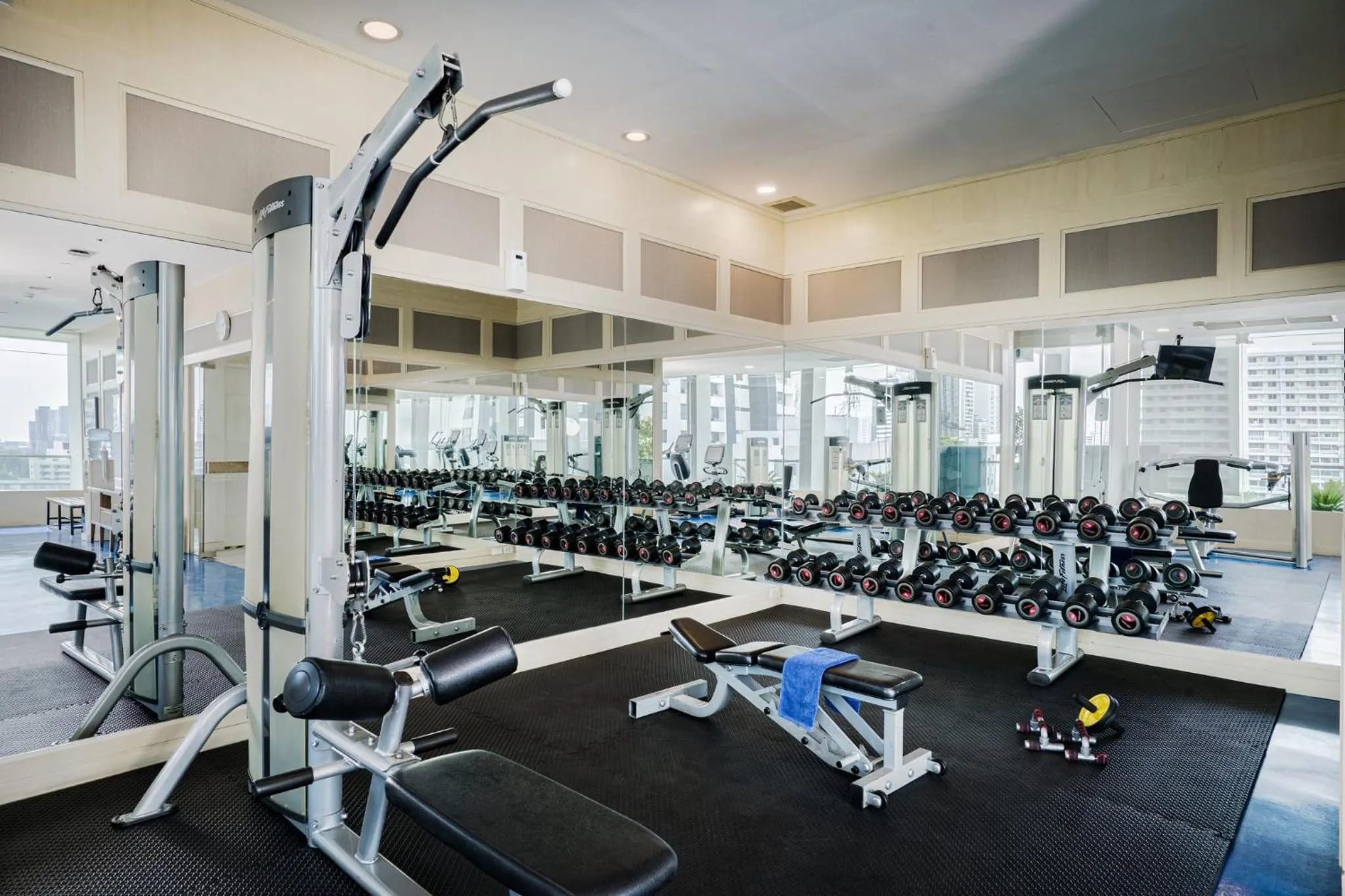 Fitness centre/facilities in Shama Petchburi 47 Bangkok