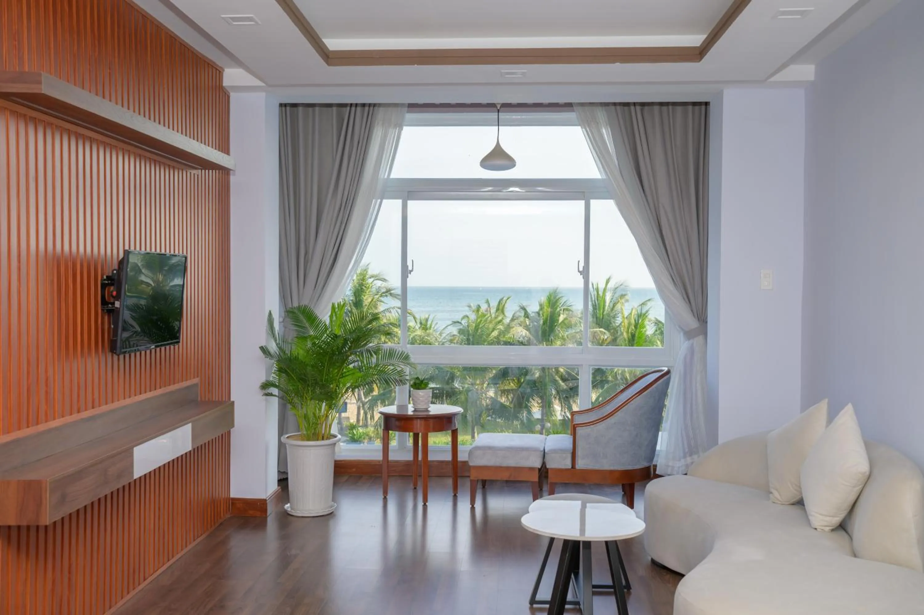 Saigon - Ninh Chu Hotel & Resort