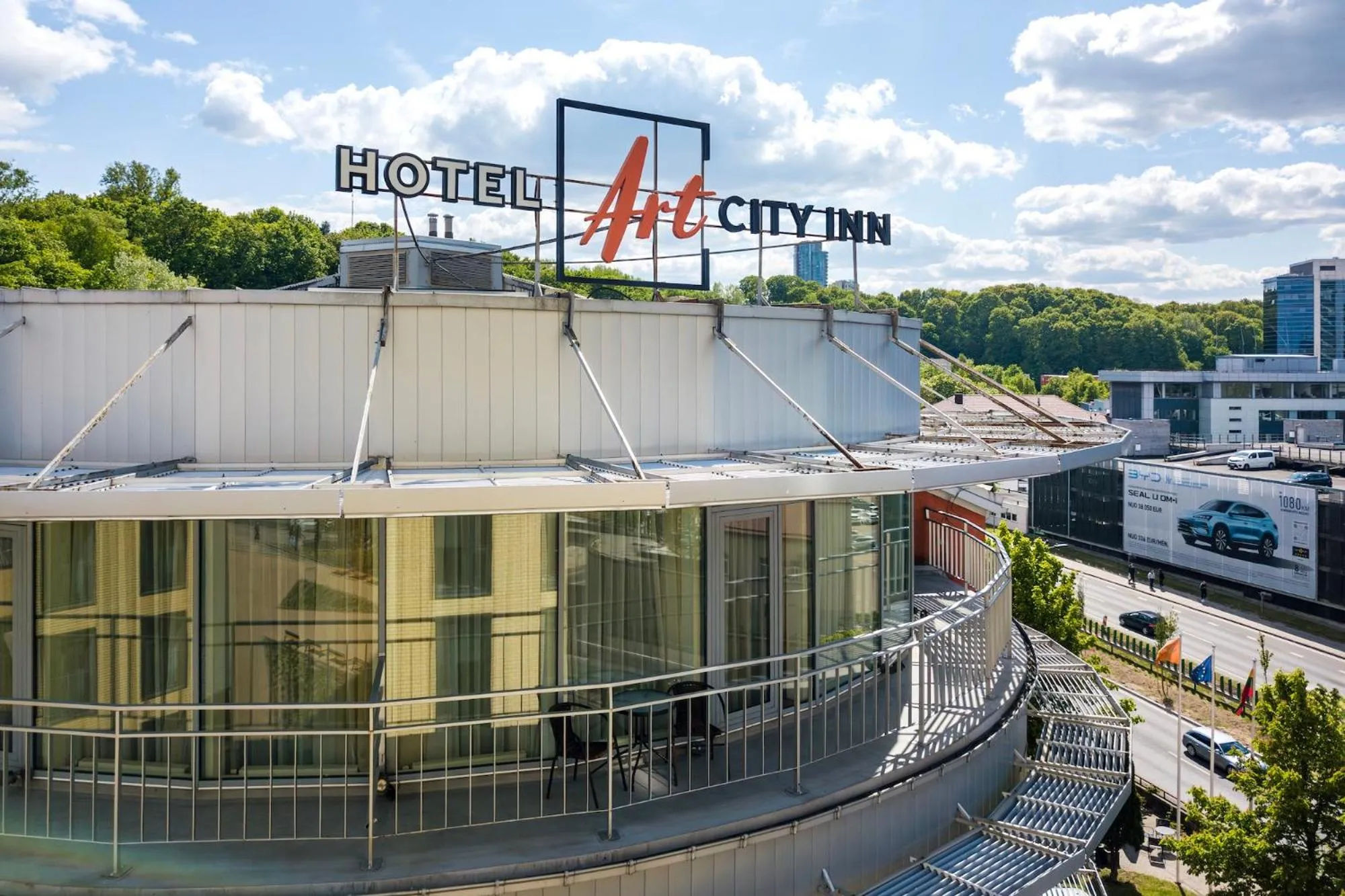 Balcony/Terrace in Art City Inn