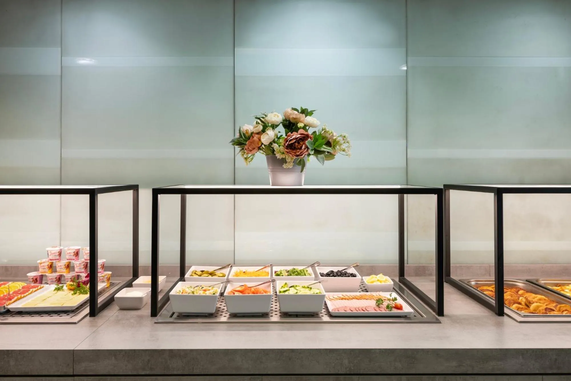 Breakfast in Art City Inn