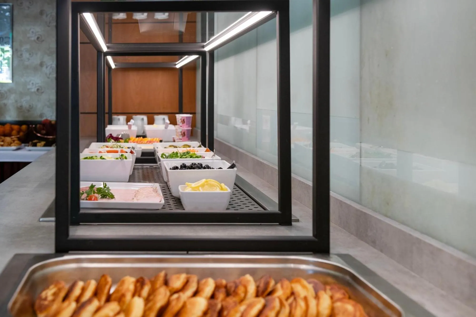 Breakfast in Art City Inn