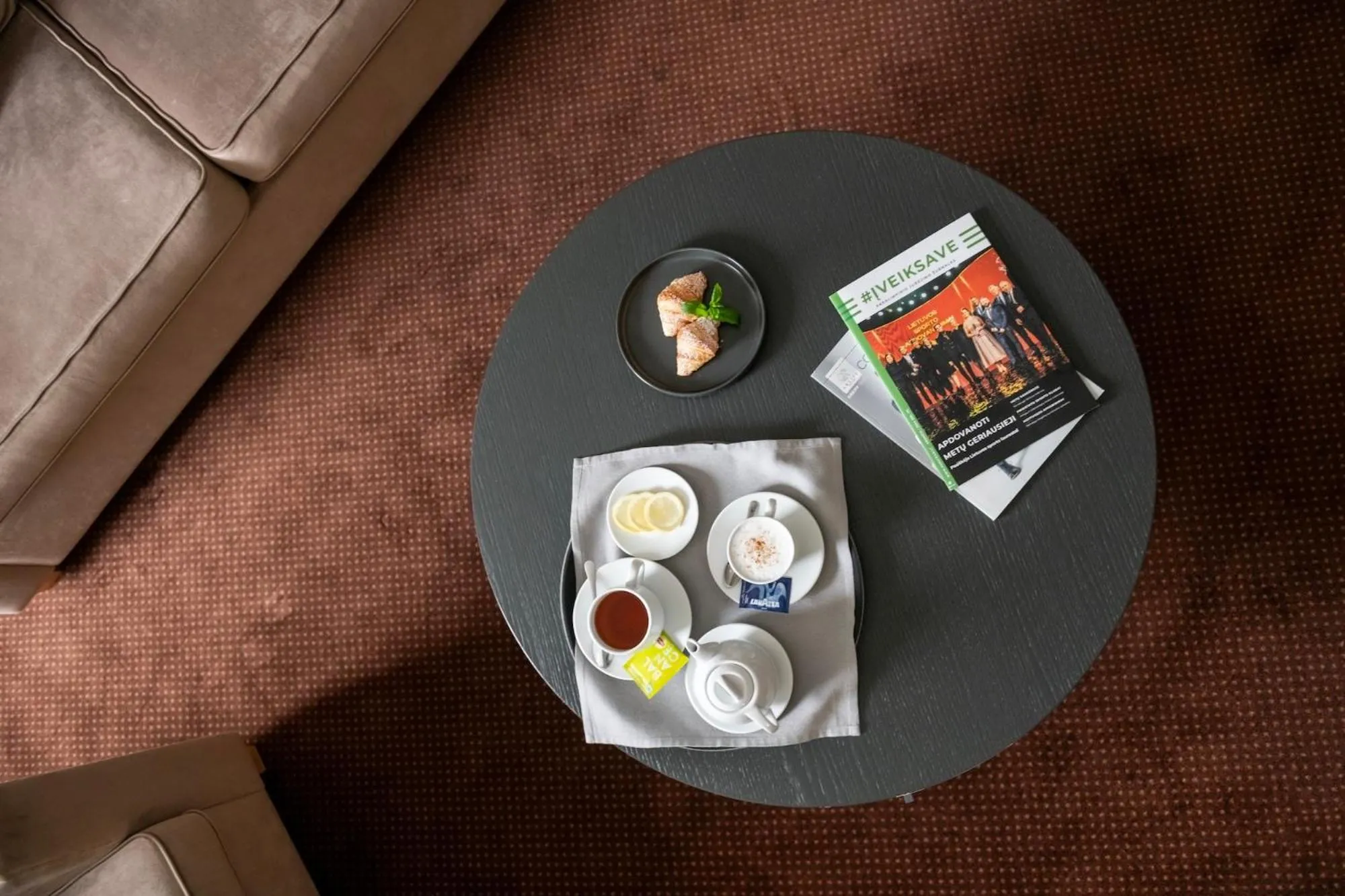 Photo of the whole room in Art City Inn