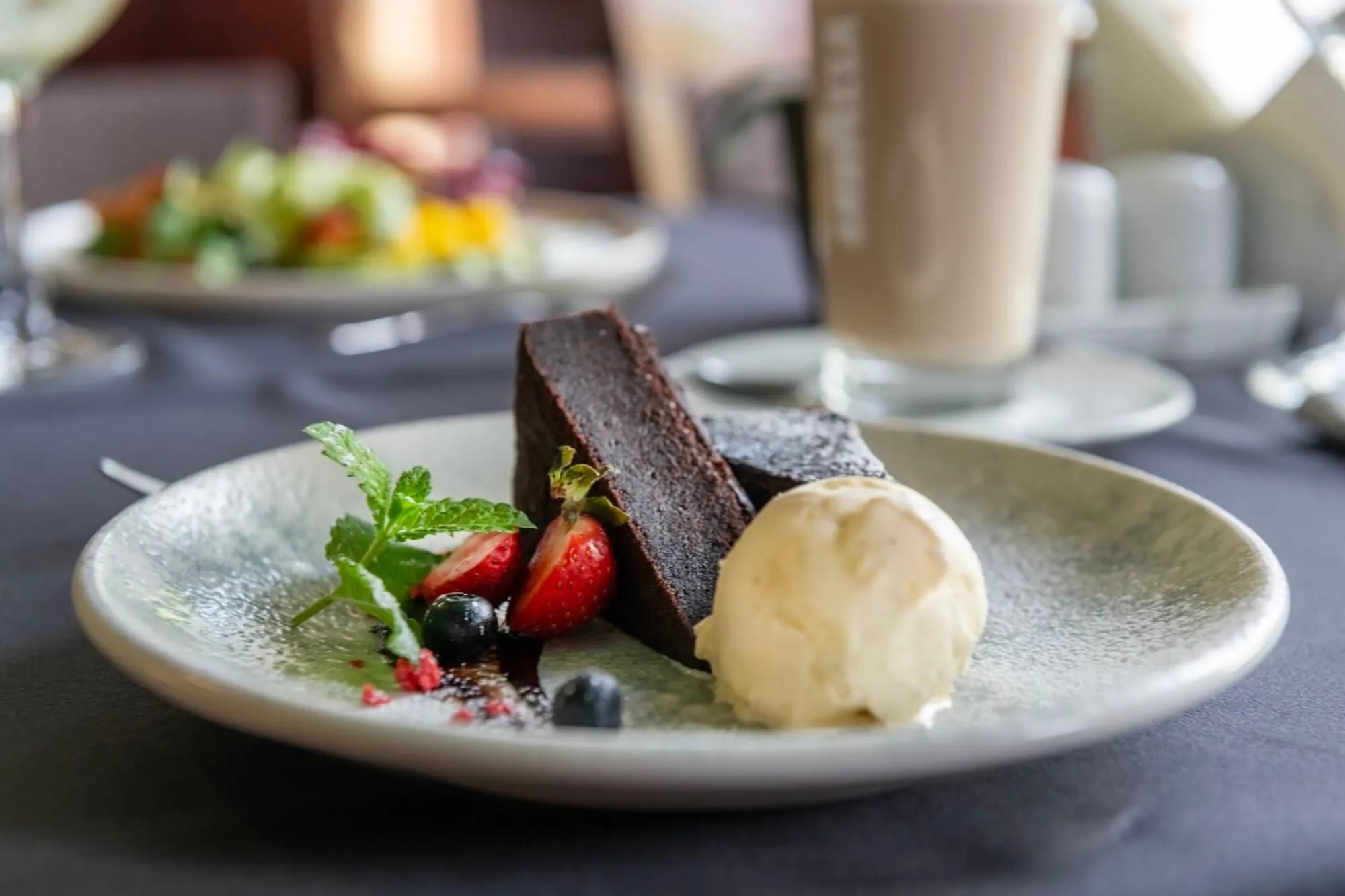 Food in Art City Inn