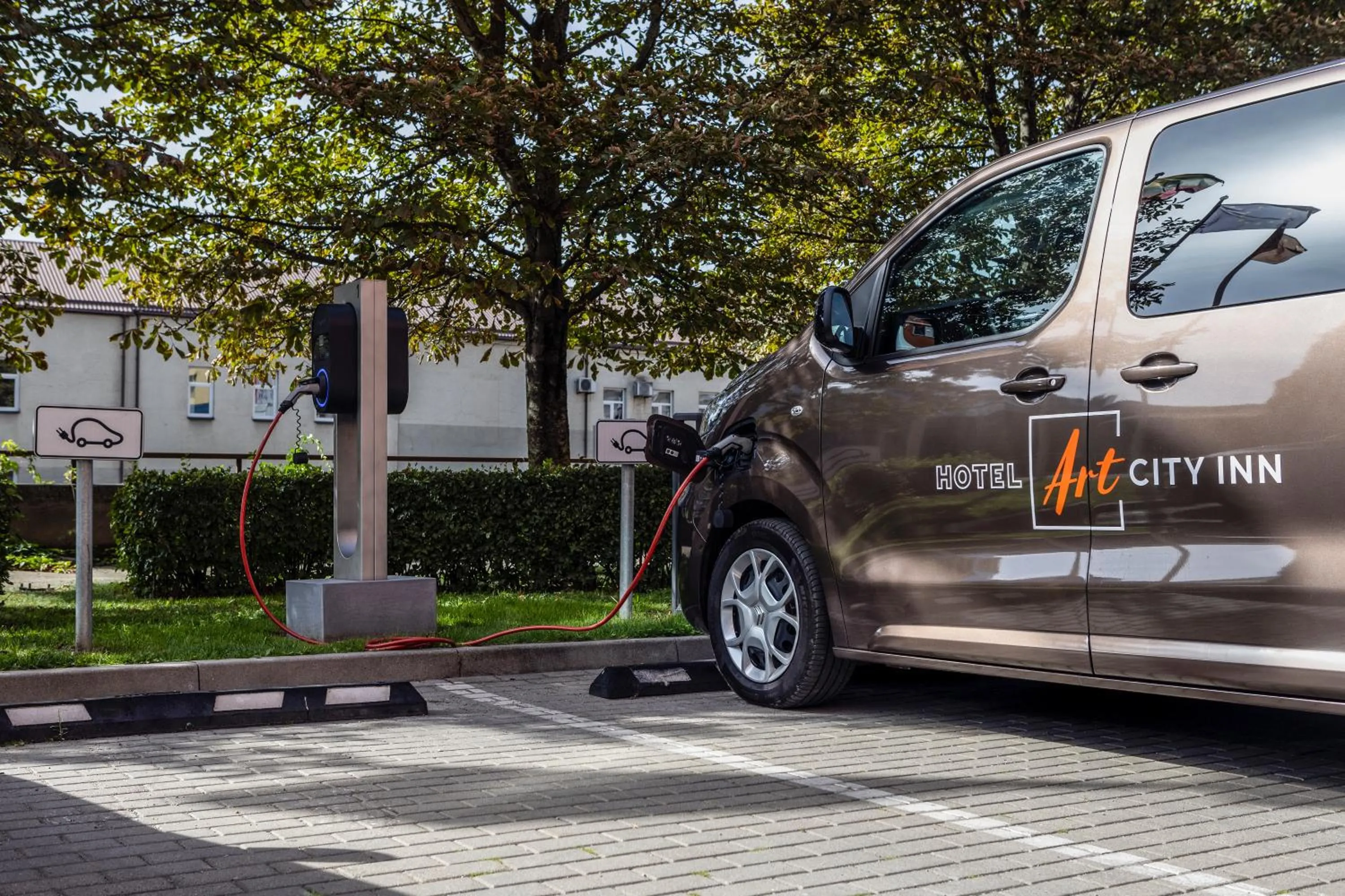 Parking in Art City Inn