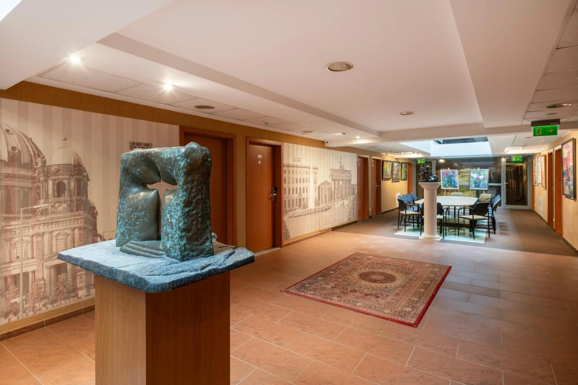 Area and facilities in Art City Inn