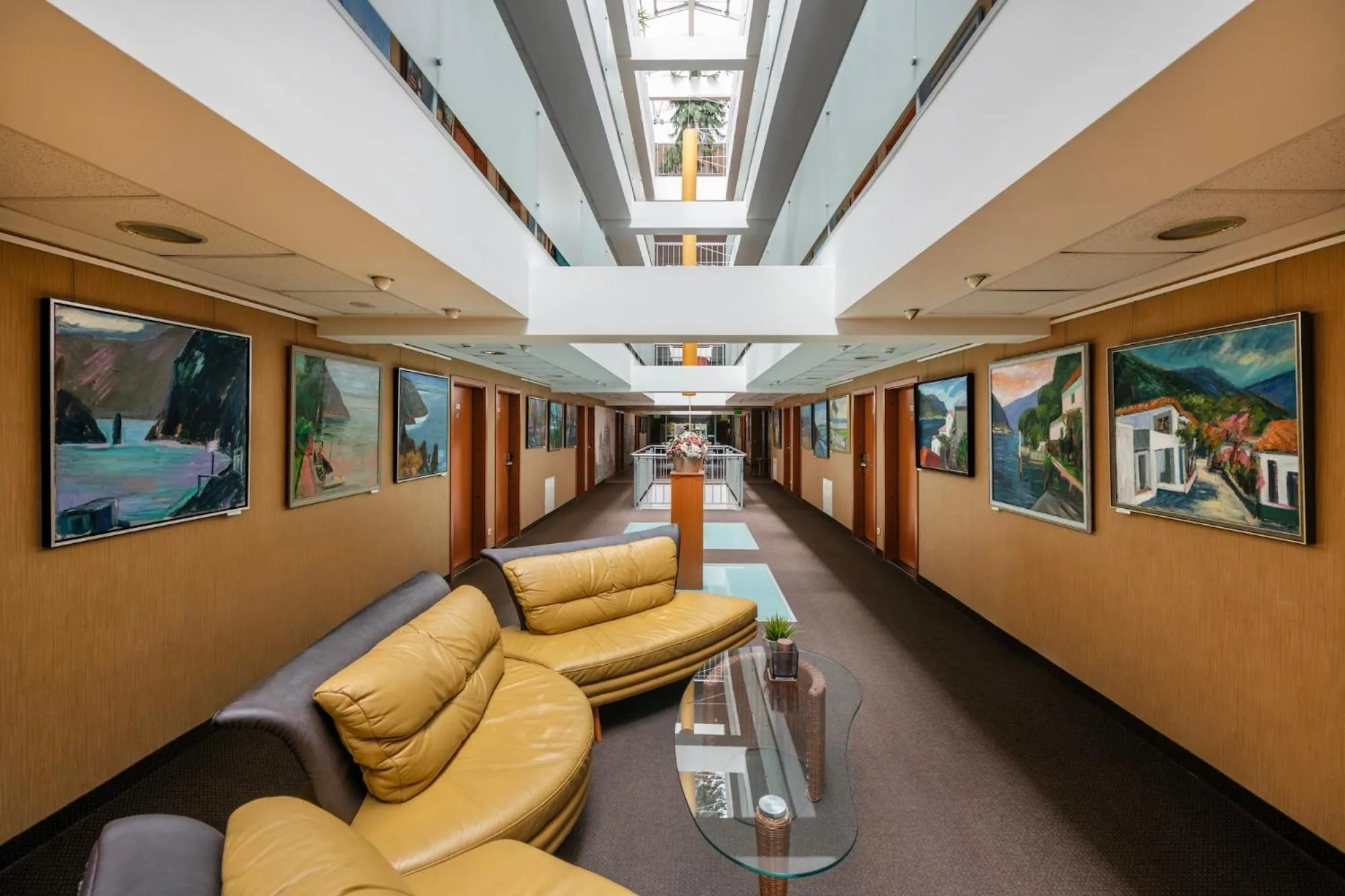 Area and facilities in Art City Inn