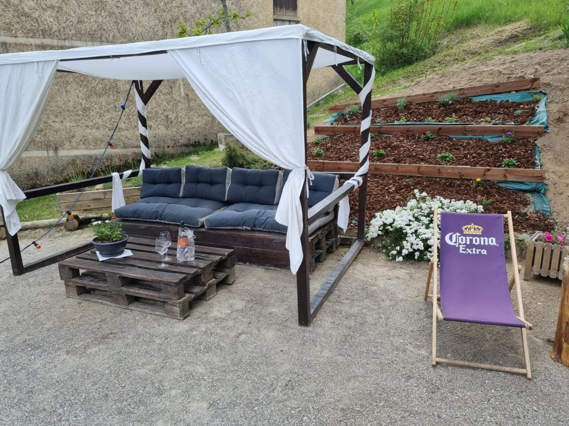 Lounge or bar in Hotel Le Beau Site