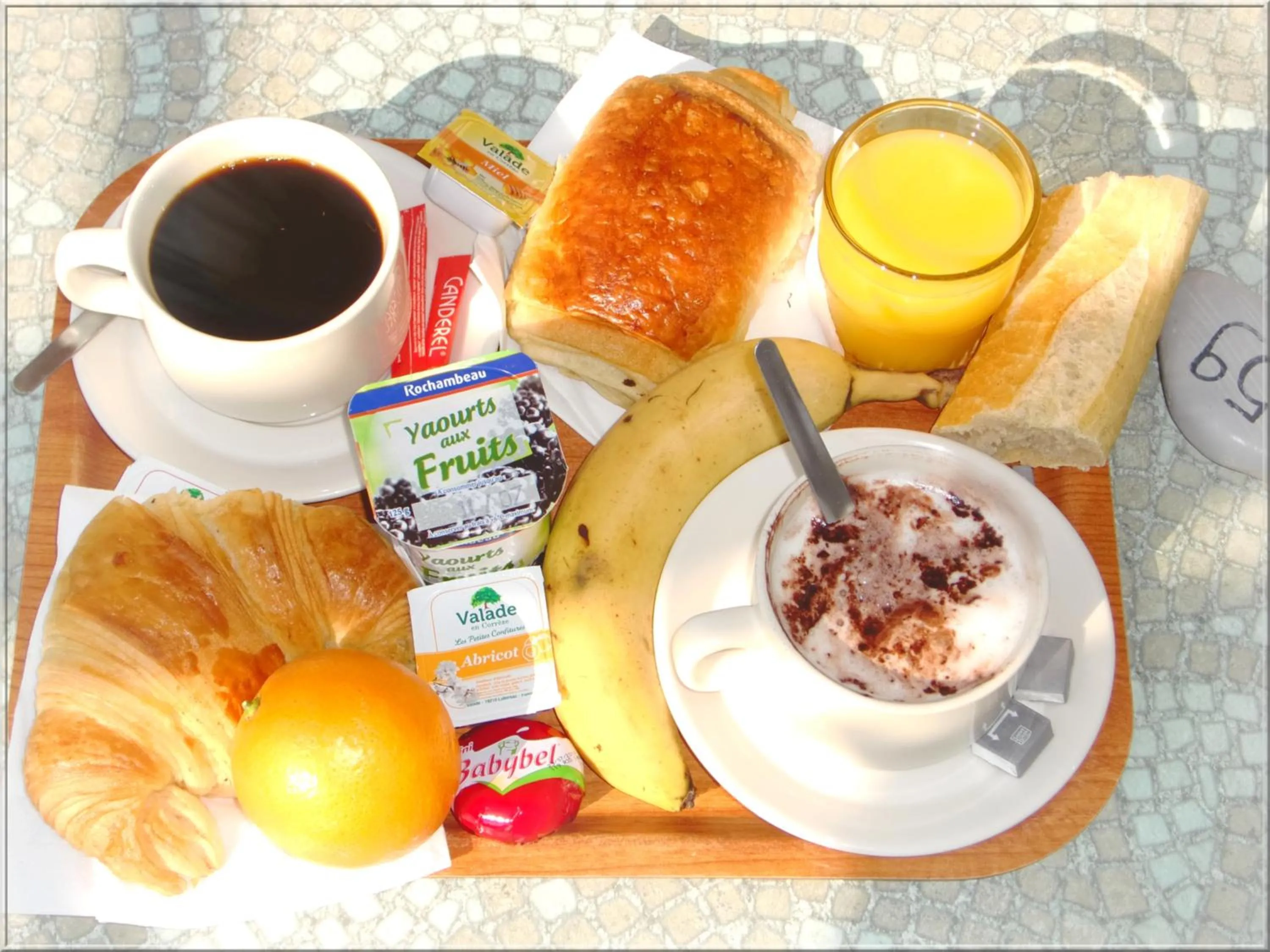 Breakfast in Aix Hotel