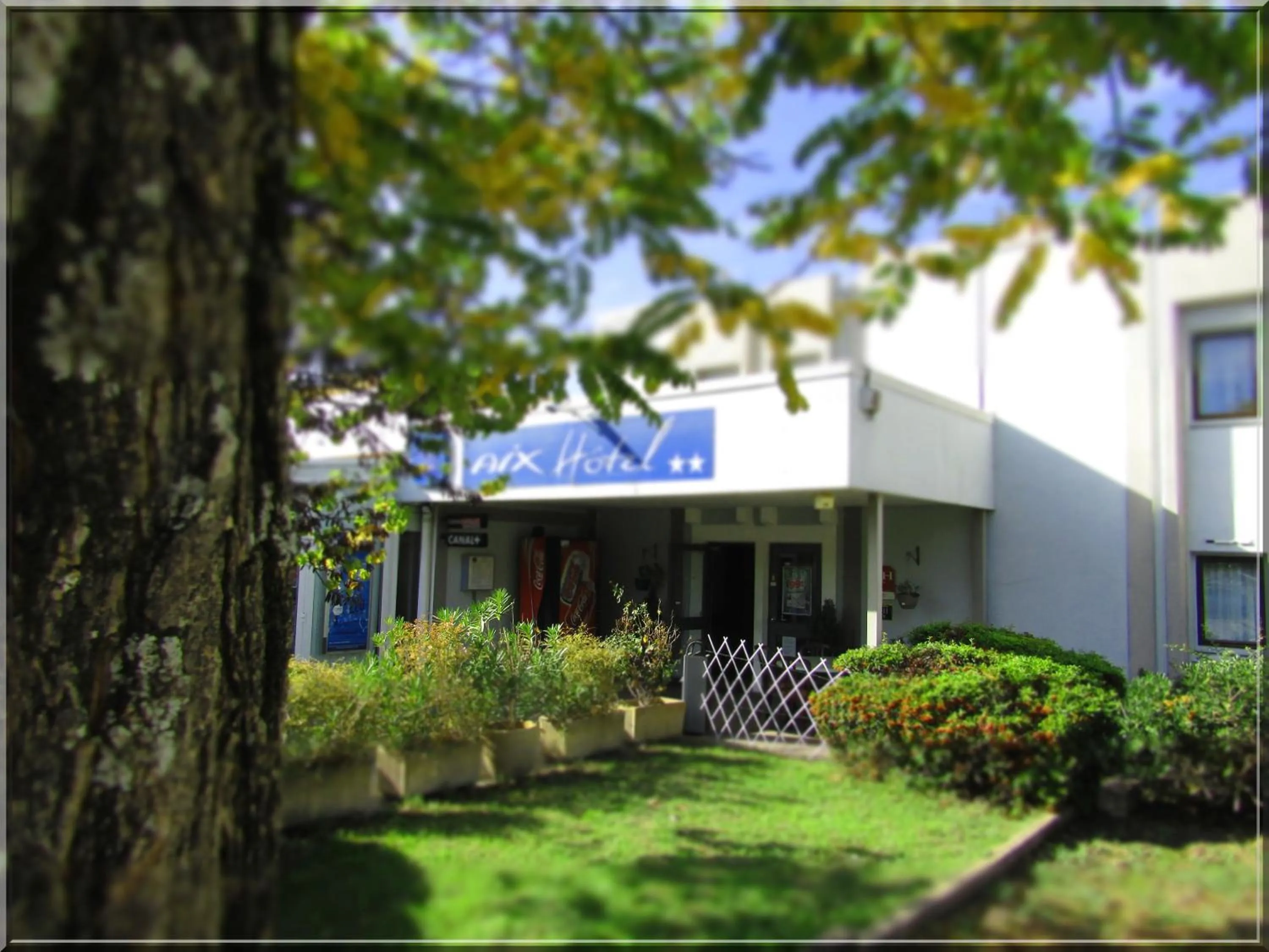 Garden view in Aix Hotel