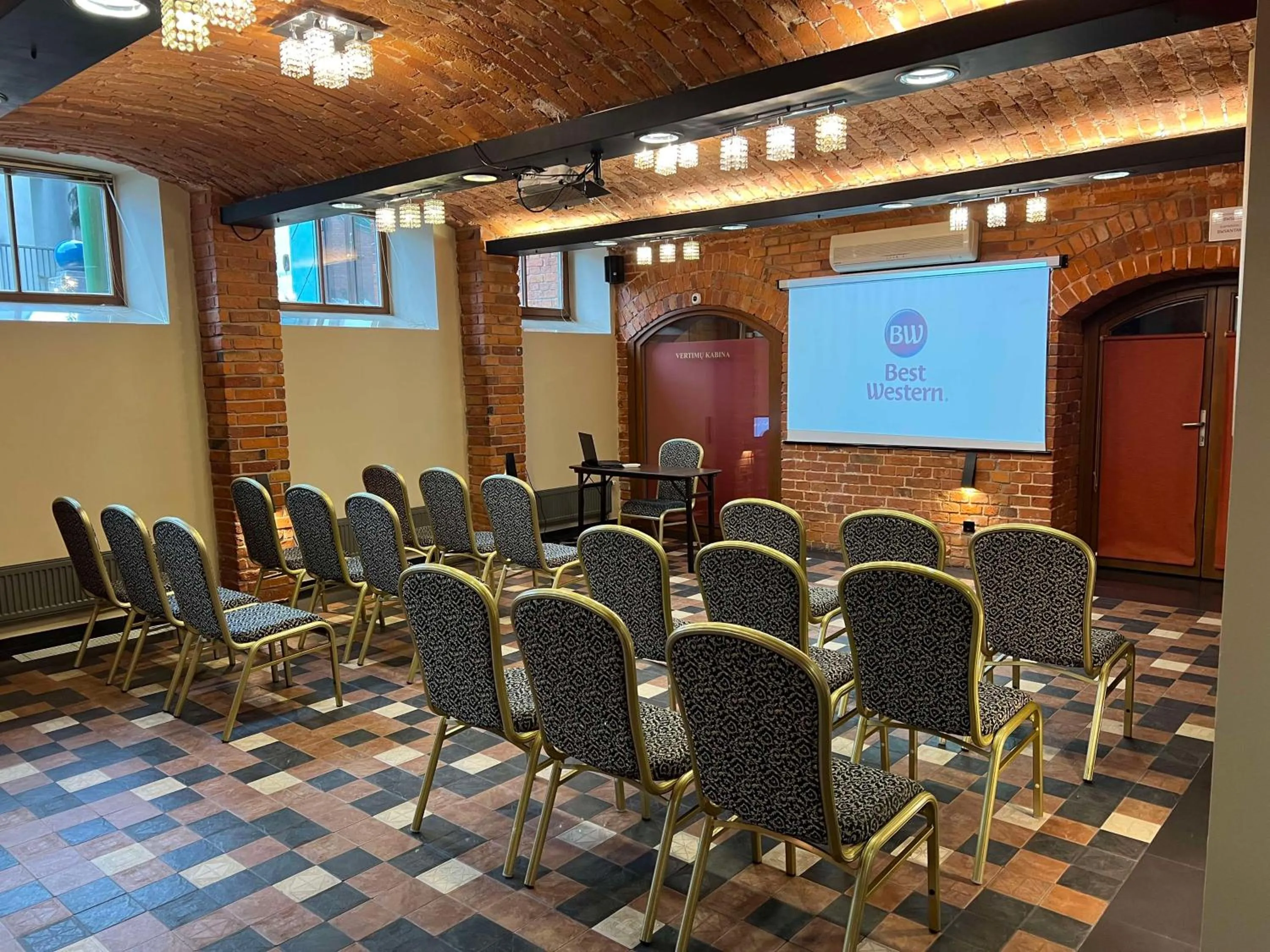 Meeting/conference room in BEST WESTERN Santakos Hotel