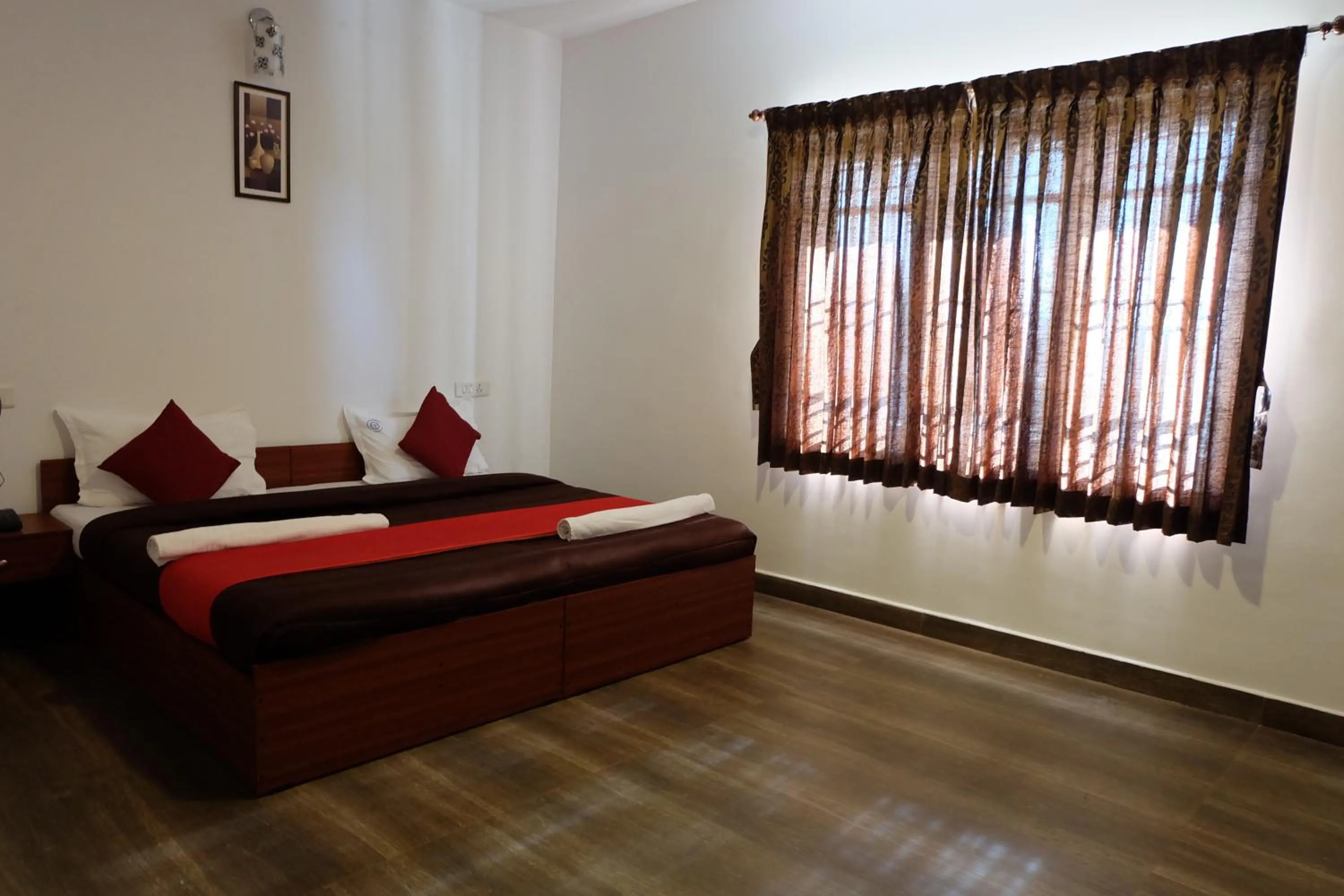 Bed in Rosepark Residency