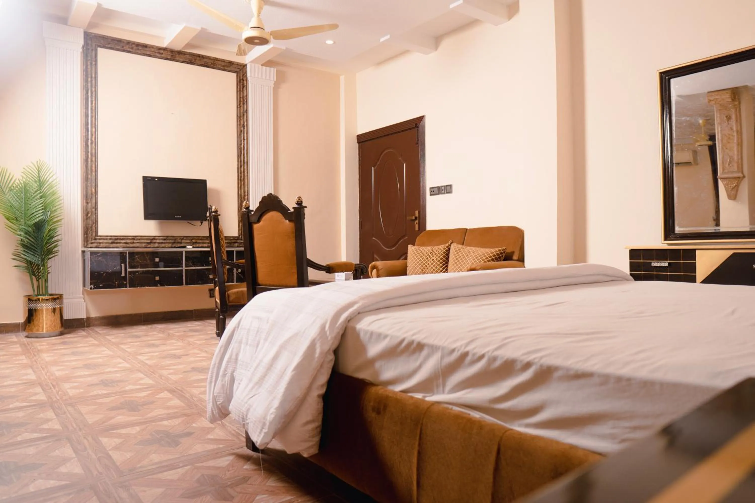 Bed in Hotel Mayfair