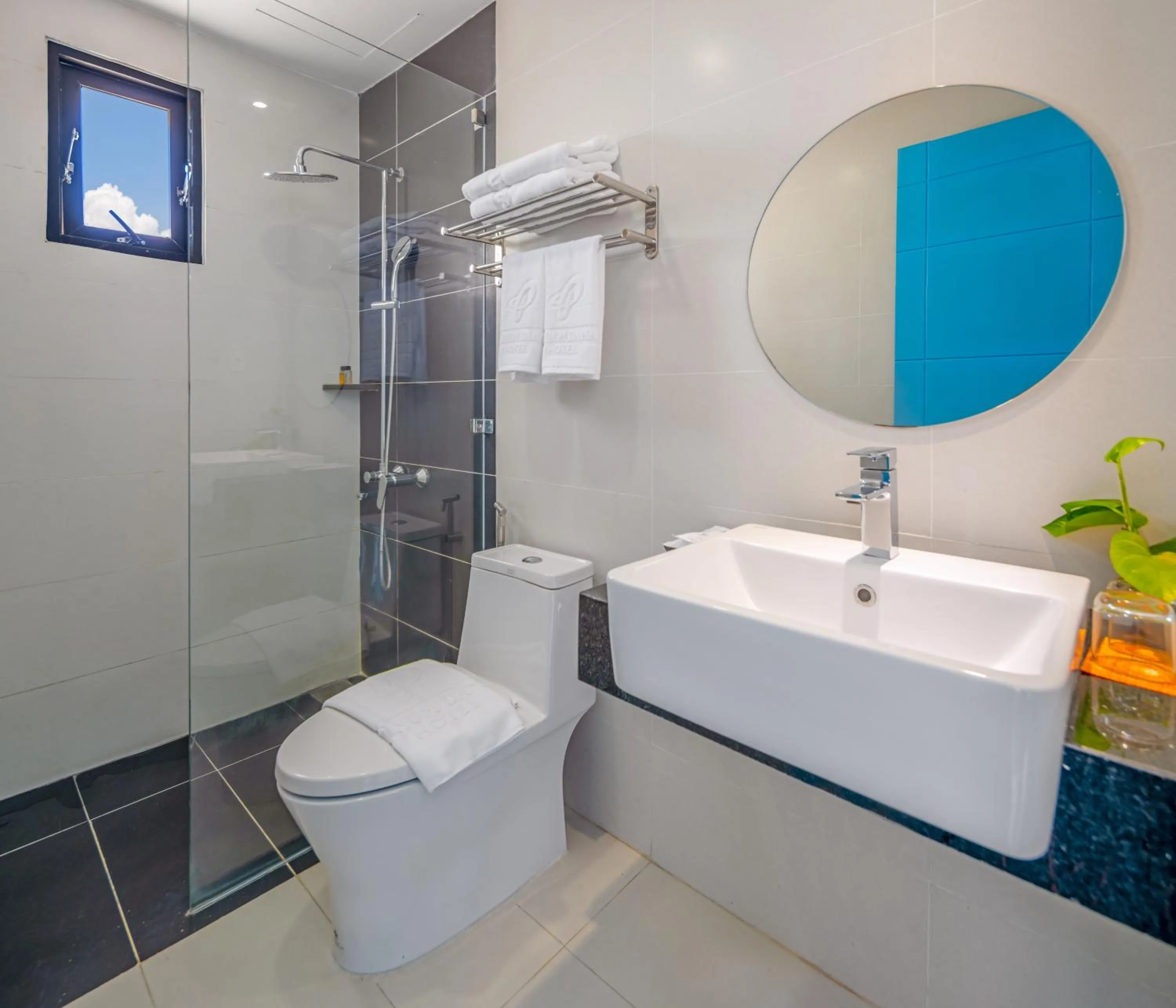 Bathroom in Platinum Danang Hotel