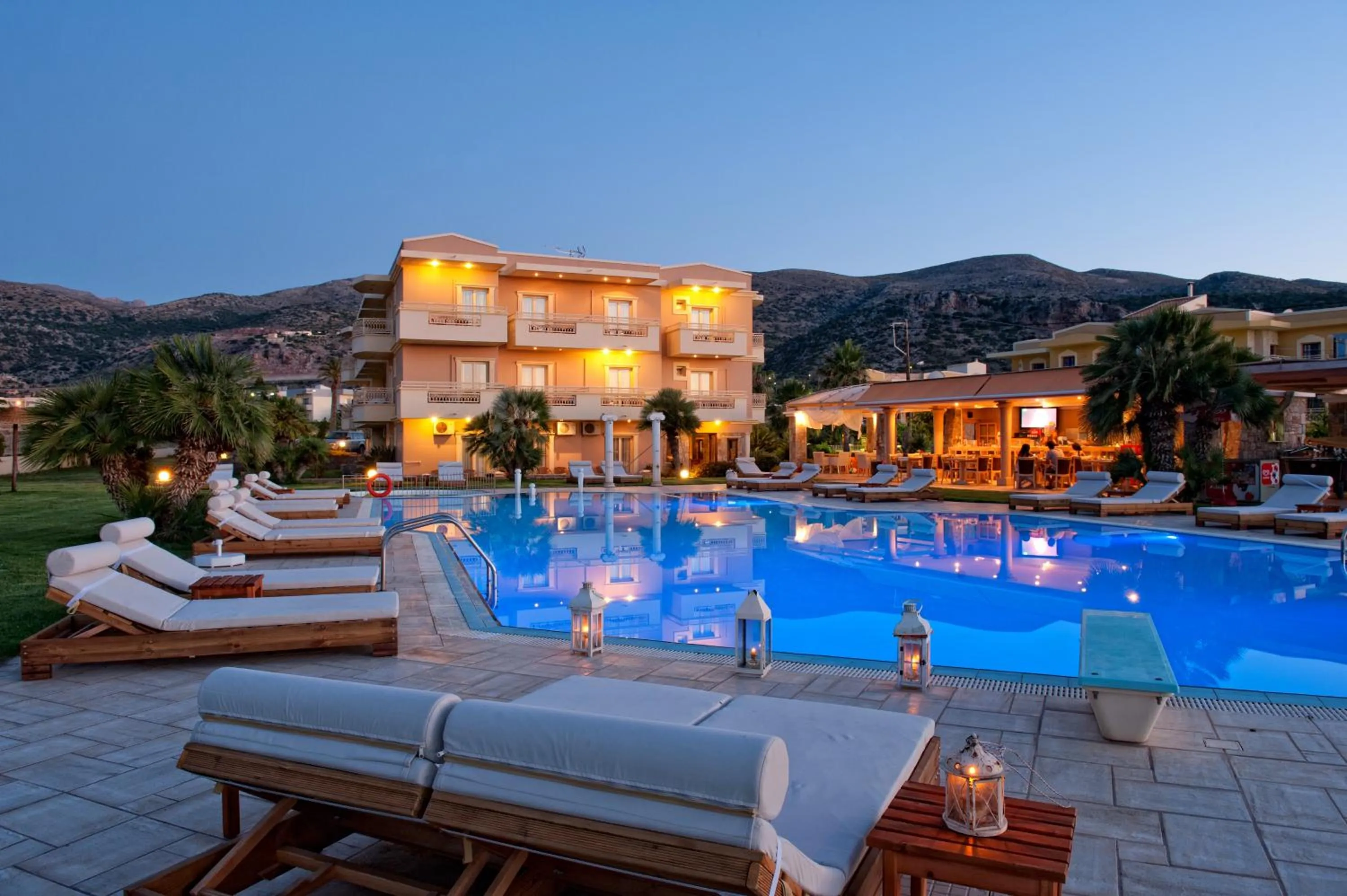 Restaurant/places to eat in Socrates Hotel Malia Beach