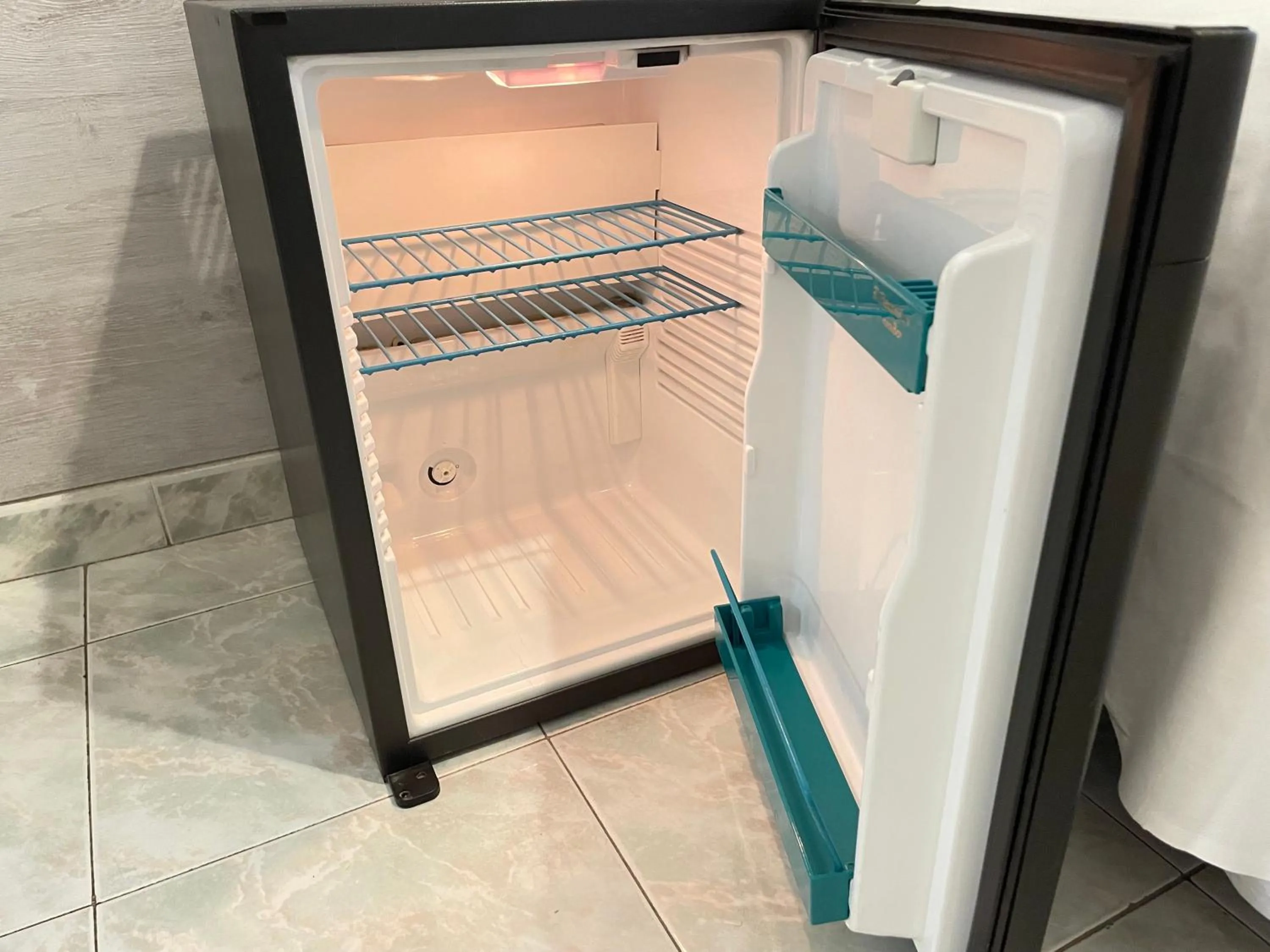 hair dresser in Roman Holidays Rooms Otranto