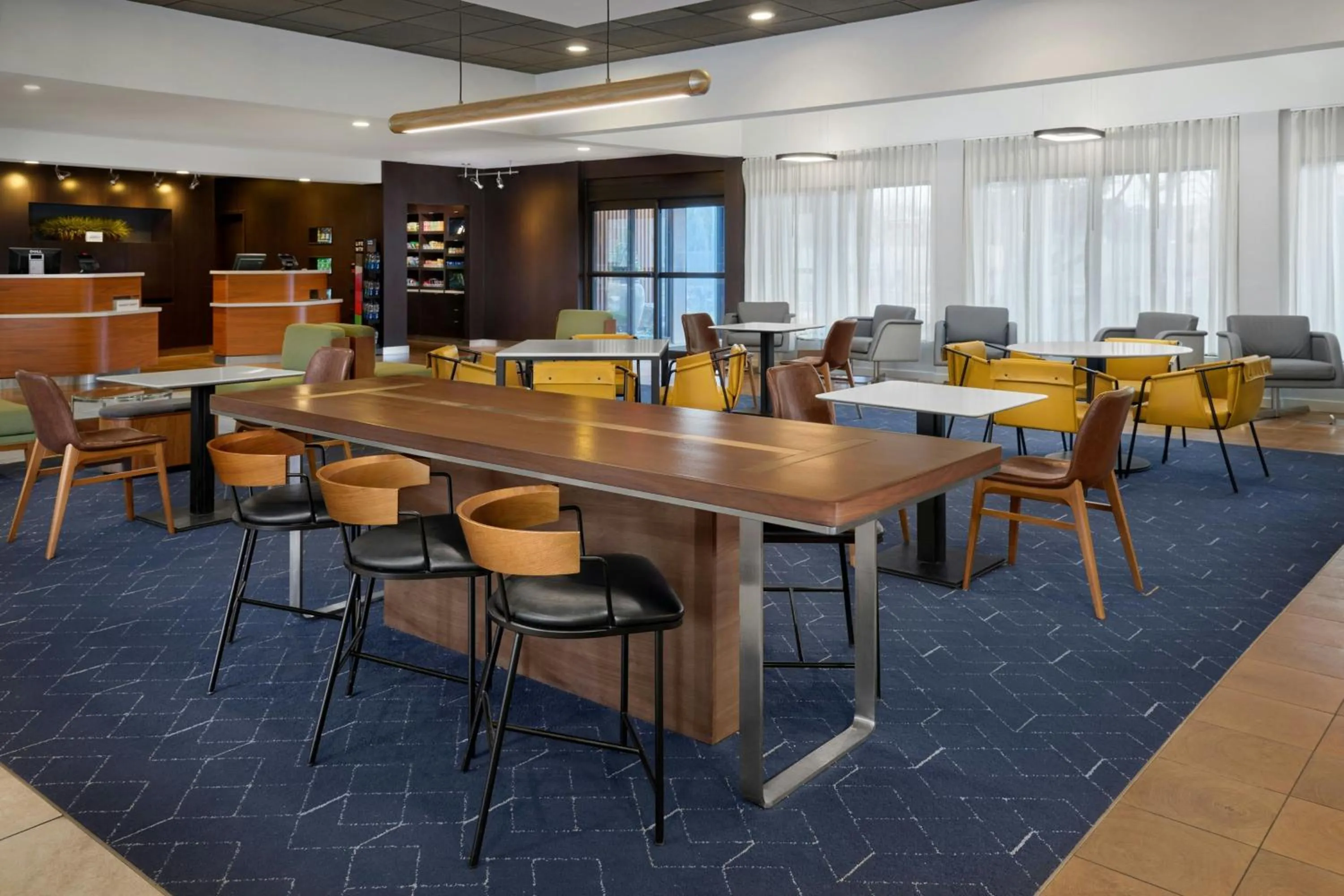 Restaurant/places to eat in Courtyard by Marriott Huntsville University Drive