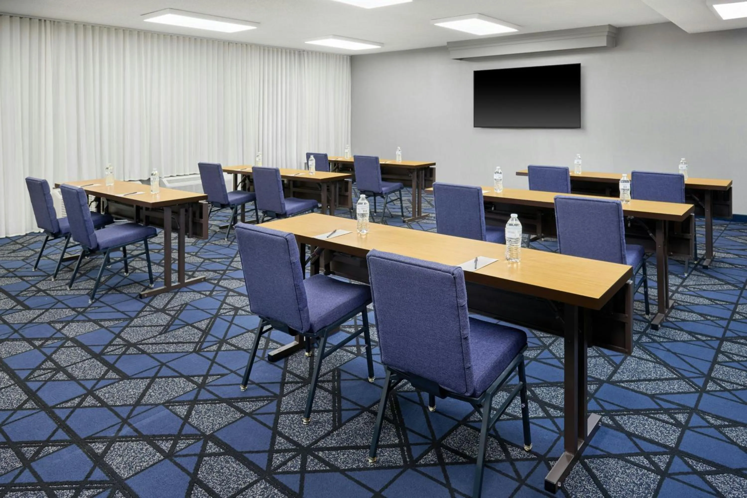 Meeting/conference room in Courtyard by Marriott Huntsville University Drive