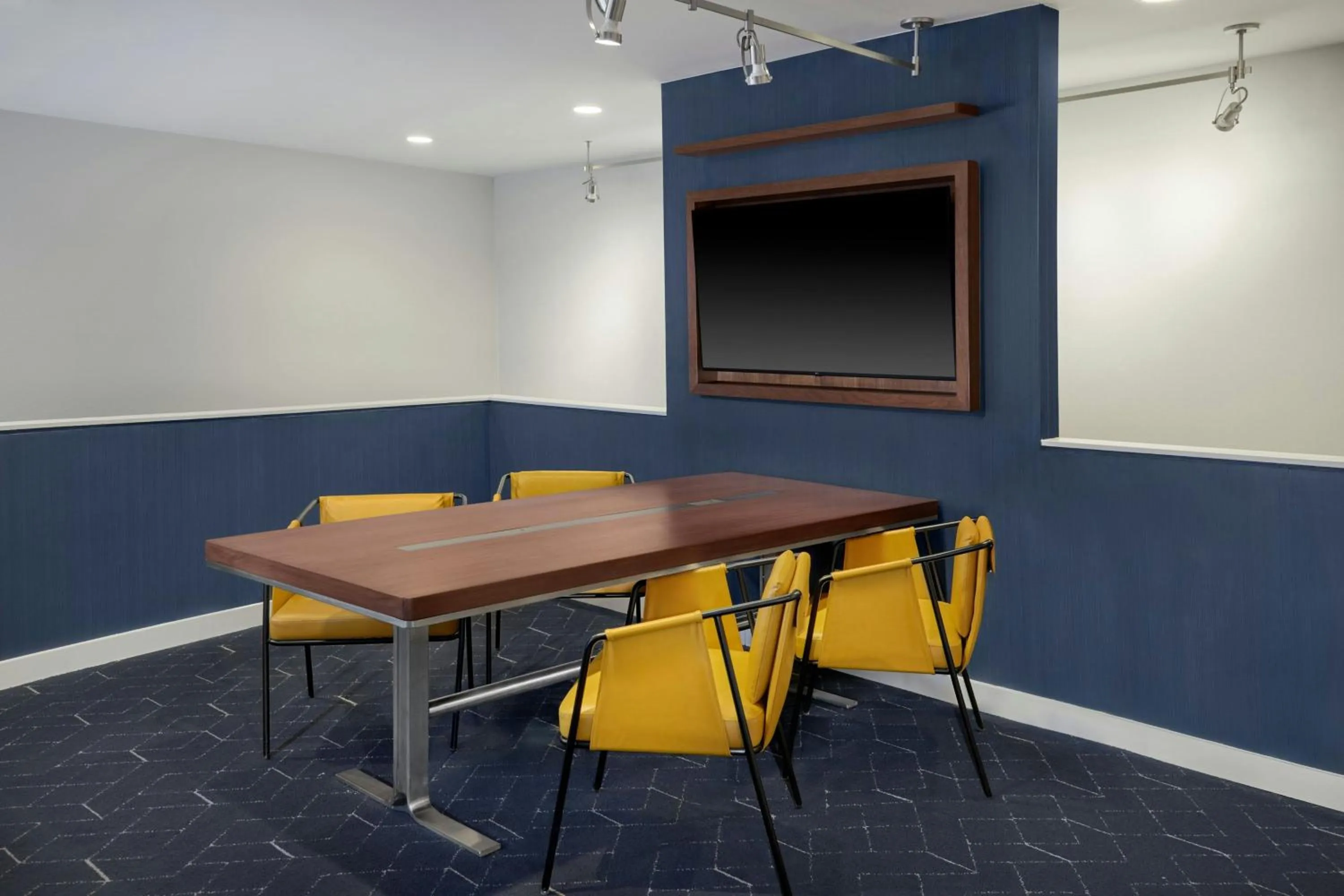 Lobby or reception in Courtyard by Marriott Huntsville University Drive