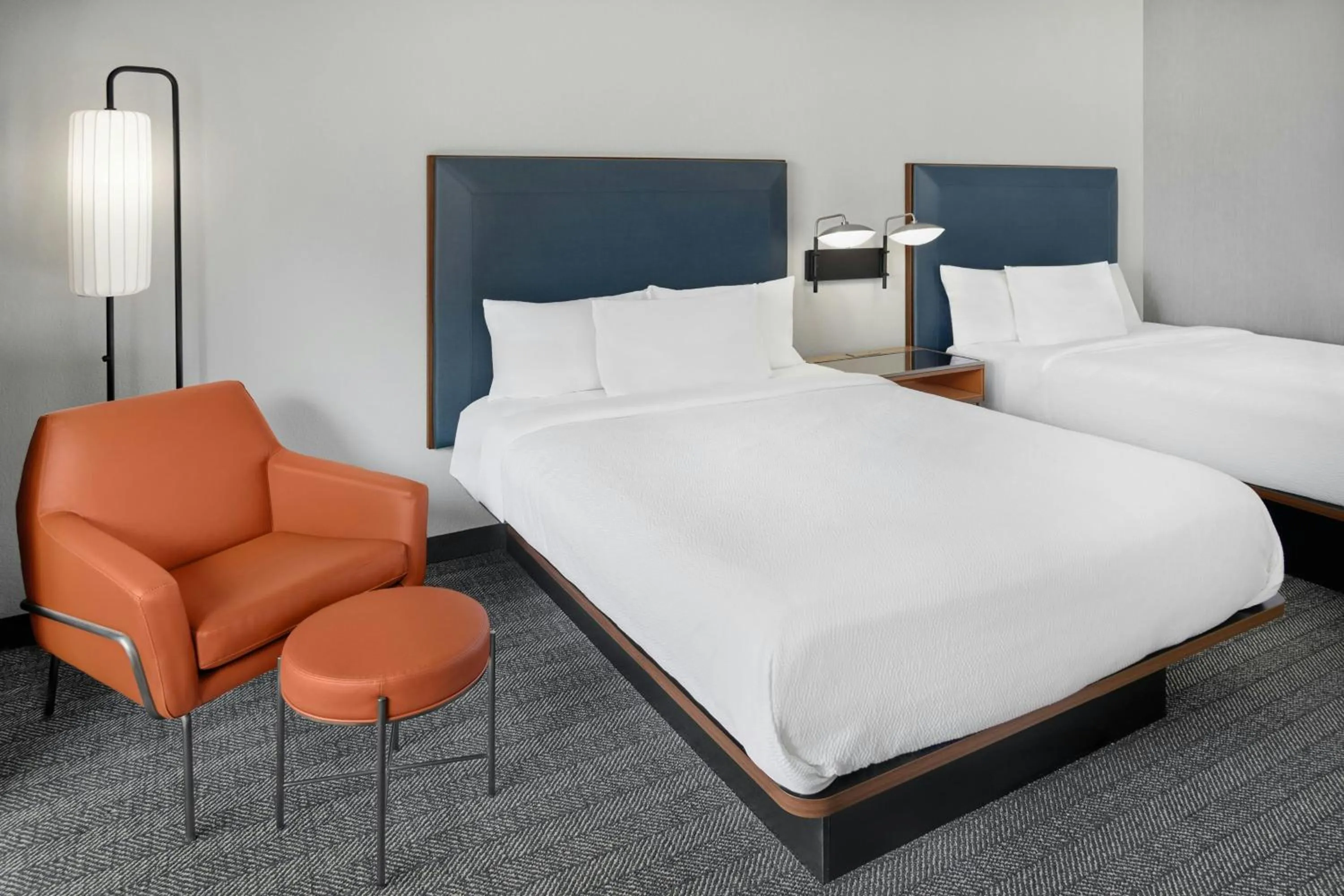 Photo of the whole room, Bed in Courtyard by Marriott Huntsville University Drive