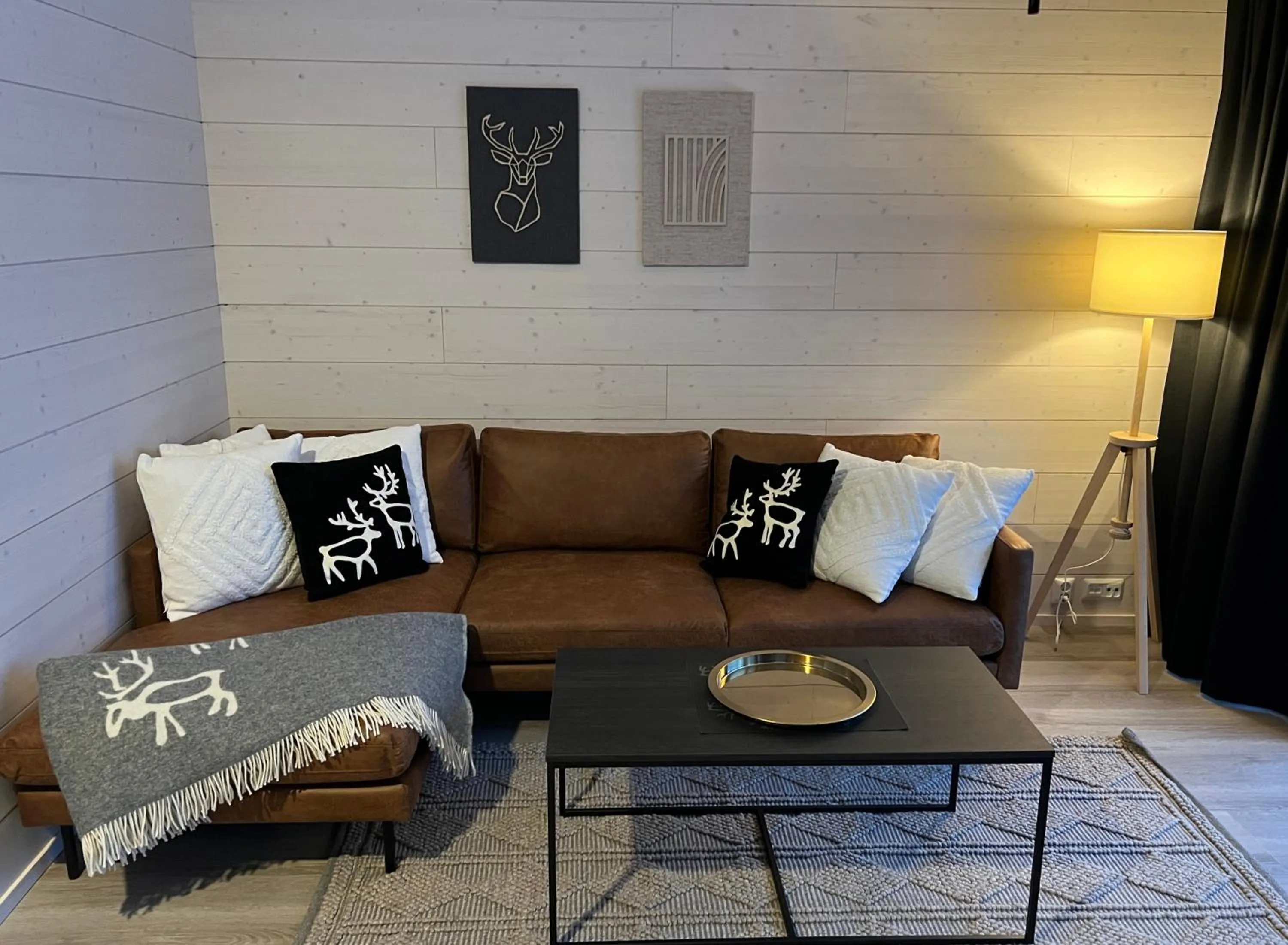 Living room in Wilderness Hotel Nellim & Igloos