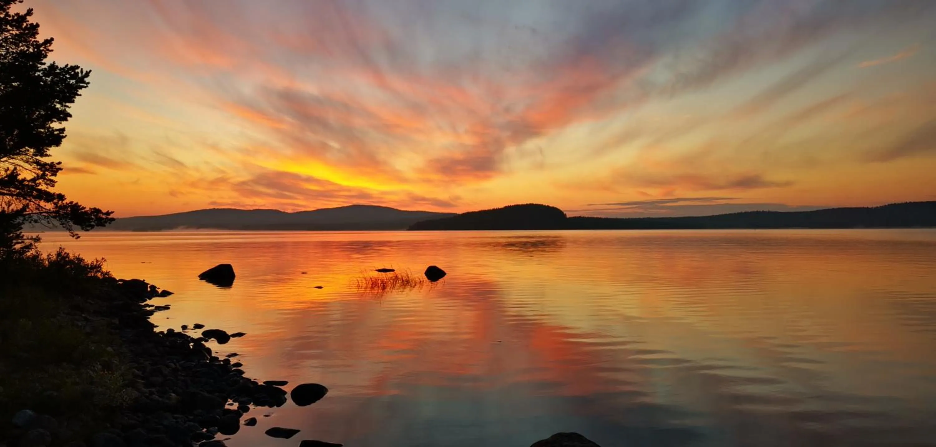 Sunset in Wilderness Hotel Nellim & Igloos