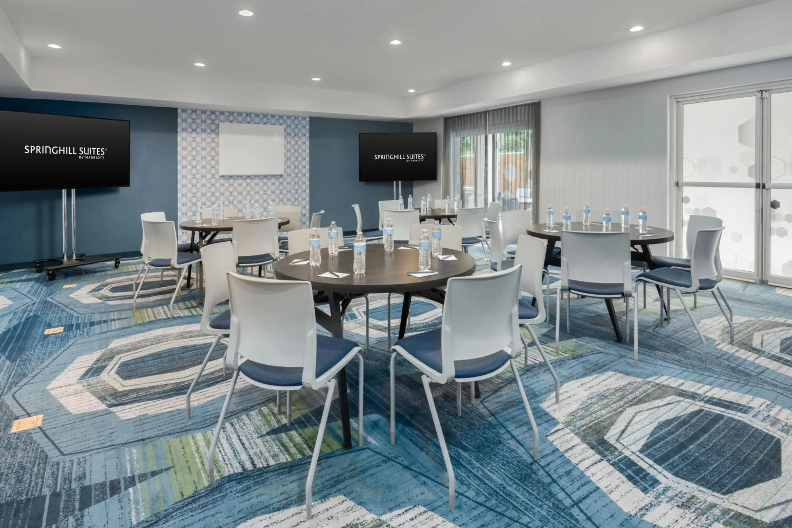 Meeting/conference room in SpringHill Suites Herndon Reston