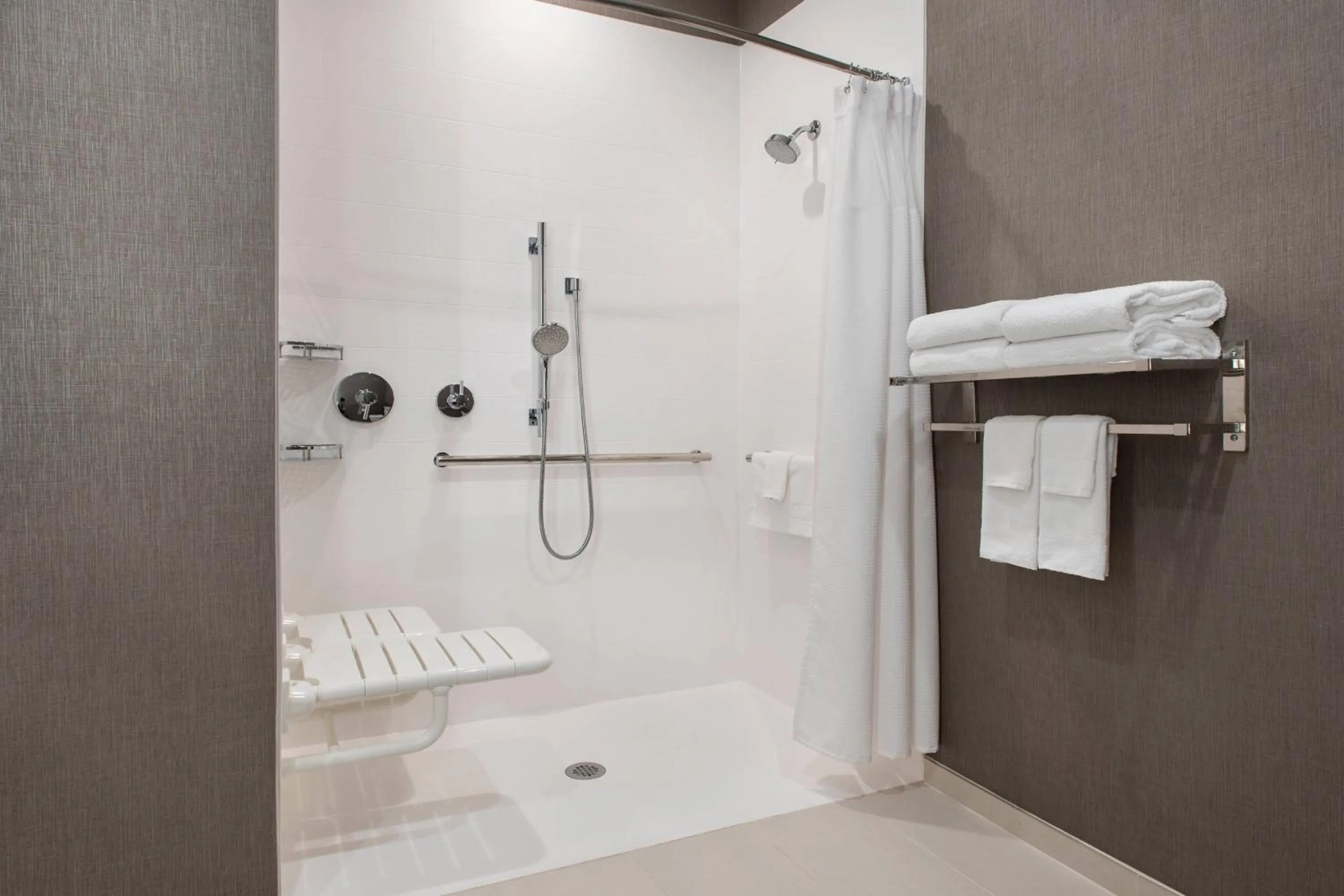 Bathroom in SpringHill Suites Herndon Reston